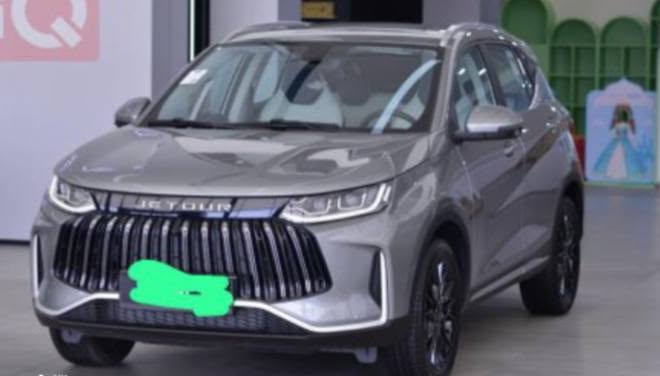 السلام عليكم
للبيع جيتور X50
موديل 2026    ماشيه 3000
كفاله عامه
محرك 1.5 تيربو
داخله ضمان
كامرات محيطيه 360 درجه
فتح سقف كهربائيه
نضام دخول الذكي
بصمه
مقعد السائق كهربائي
تعرفون مواصفات جيتور  السعر 148
رقم موبايل ***********

نص مكتوب في الصور:
- ٩:٣١ م
- iQ ٩:٣١ م