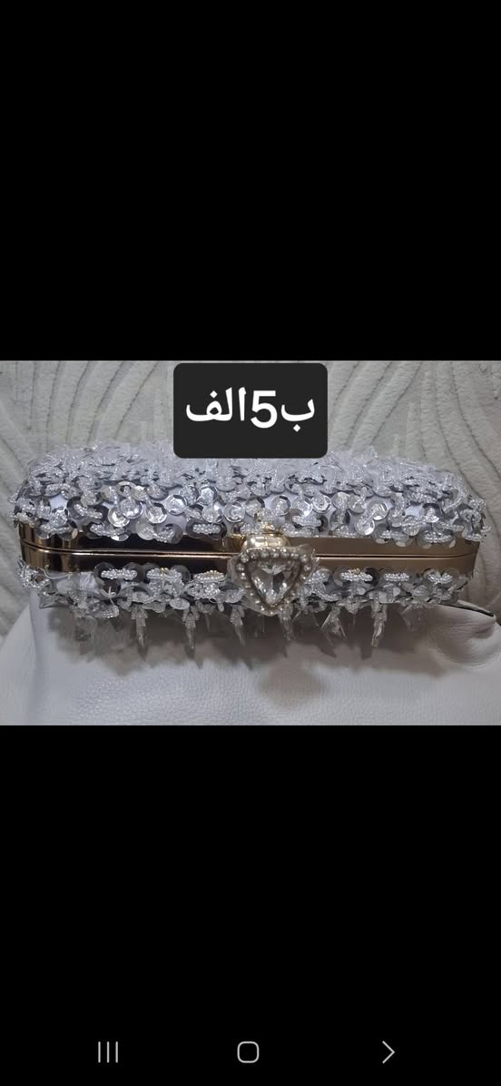 السلام عليكم يوجد توصيل رميثه فقط للحجز واتساب***********

نص مكتوب في الصور:
- ب 7 الف
- 40
- 41 ب 8 الف
- ب 5 ألف
- ب 5 الف
- ب 7 الف 42