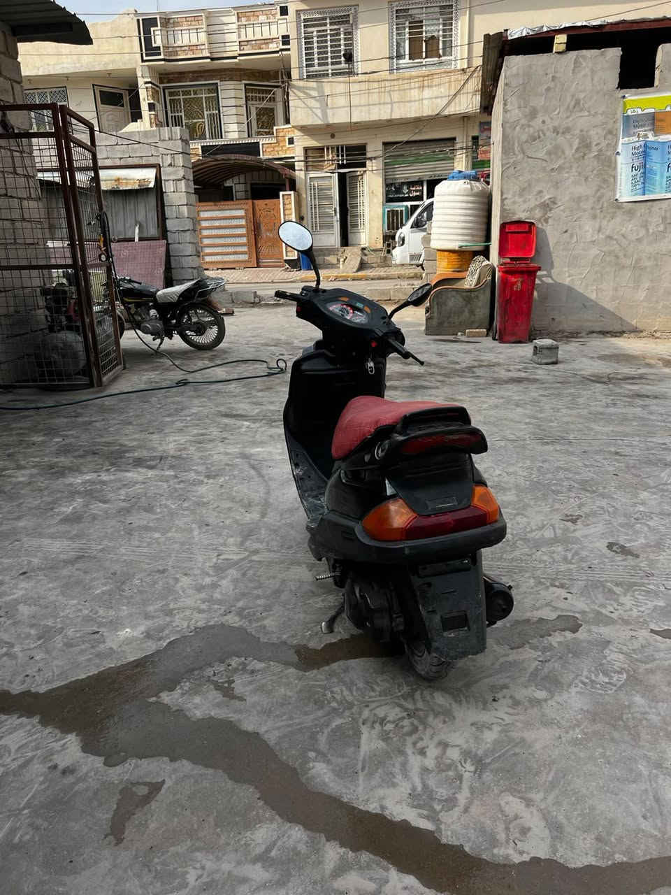 سلام عليكم دراجة فراشة فضائي للبيع السعر خاص دراجة خير من الله كبالك السعر خاص للتواصل ***********
