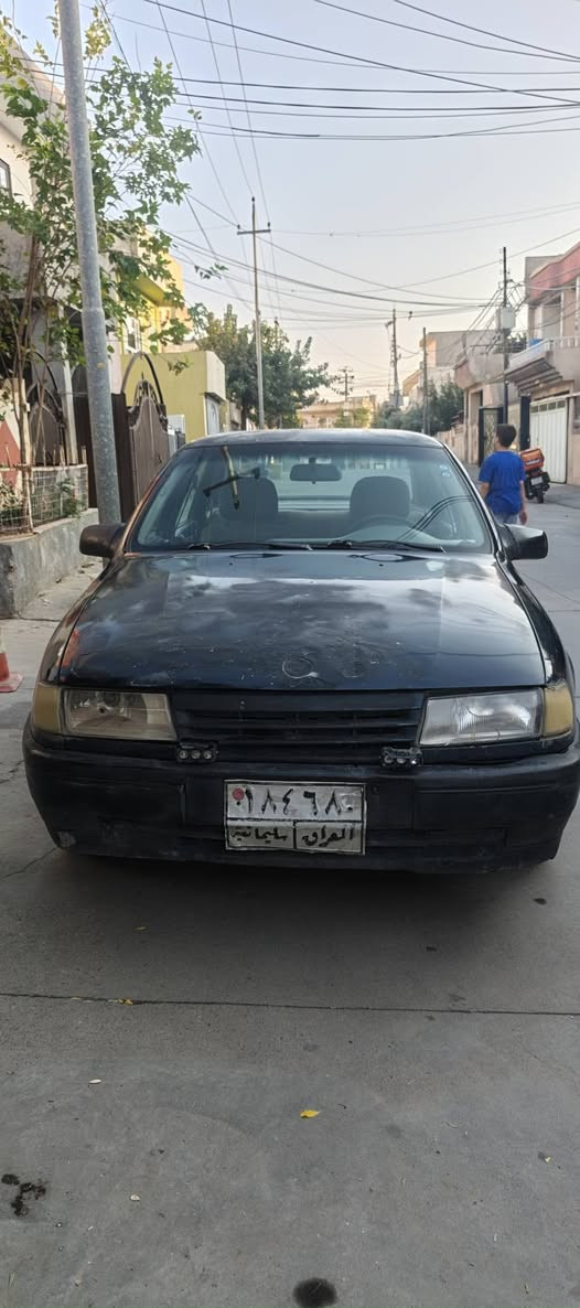 اوبل • ١٩٩٤ • مكينة ١.٨