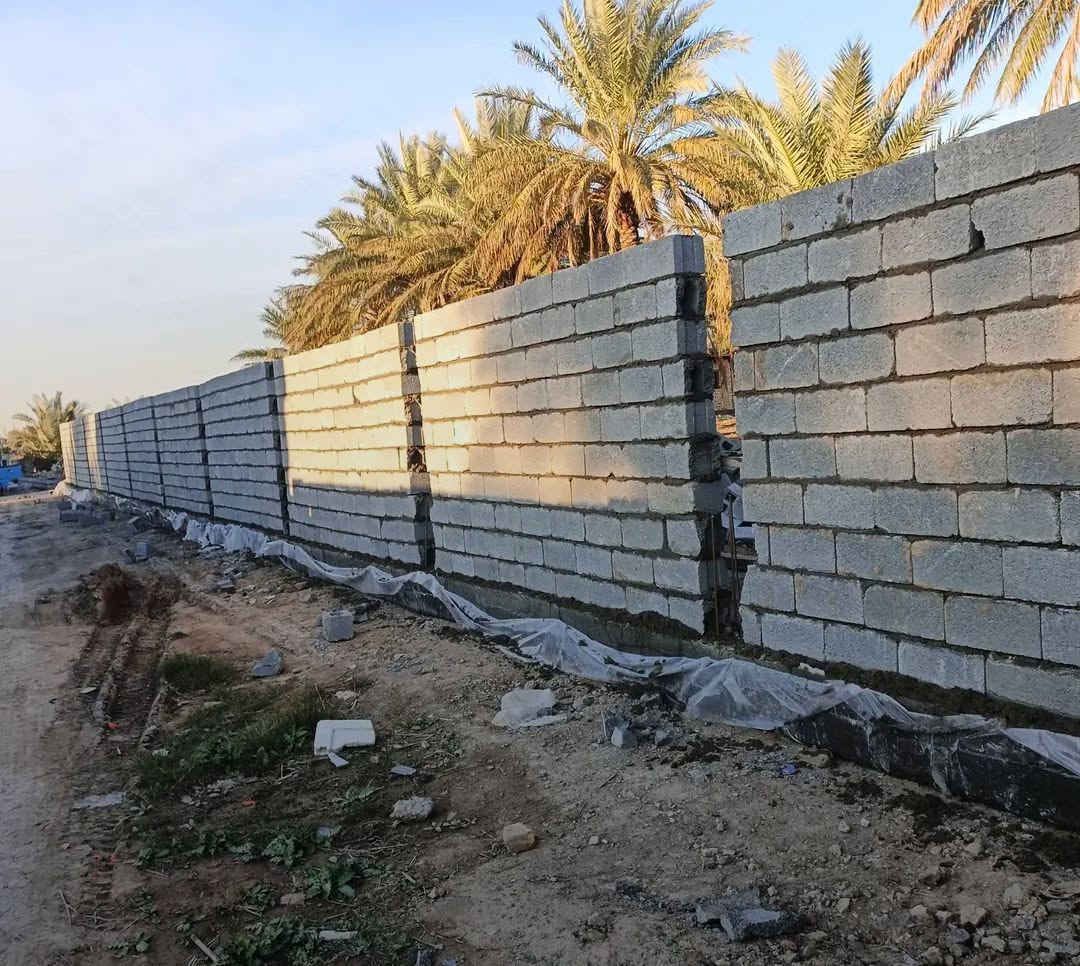 كادر بناء بلوك_ فرمستون_ نشتغل سياجات_ منازل_ شقق مسابح _ مزارع  دقه في العمل ونضافه وسرعه  للأستفسار مراسله الصفحه او اتصل ***********واتساب
