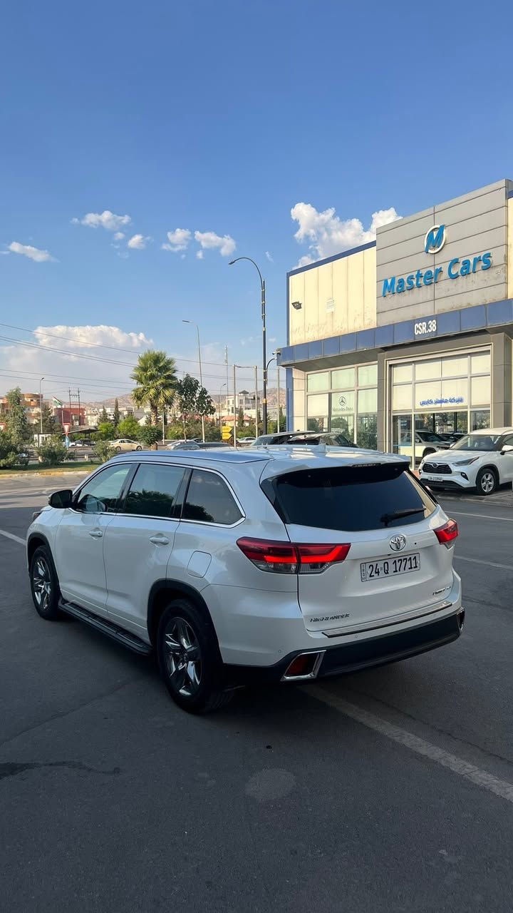 سعر السيارة 298 ورقه…
رجاء لا تكسر بحلال العالم اذا ما عندك معلومات عليها…
هايلندر 2019 فول (لمتدد) مكفولة كفالة عامة شرط ابيع
ماشية 77 الف حقيقي و شرط فحص محرك 6 سلندر…
مكفولة حتى من بارد حتى دعاميات ابيع بدون صبغ…
سيارة جدا نضيفة و جاهزة ما بيها نقص ابد شرط…
رقم و هزة و سنوية جديدة يعني ما تصرف عليها ابد…
مكان السيارة دهوك فقط بيع بدون مراوس رجاء…
***********
