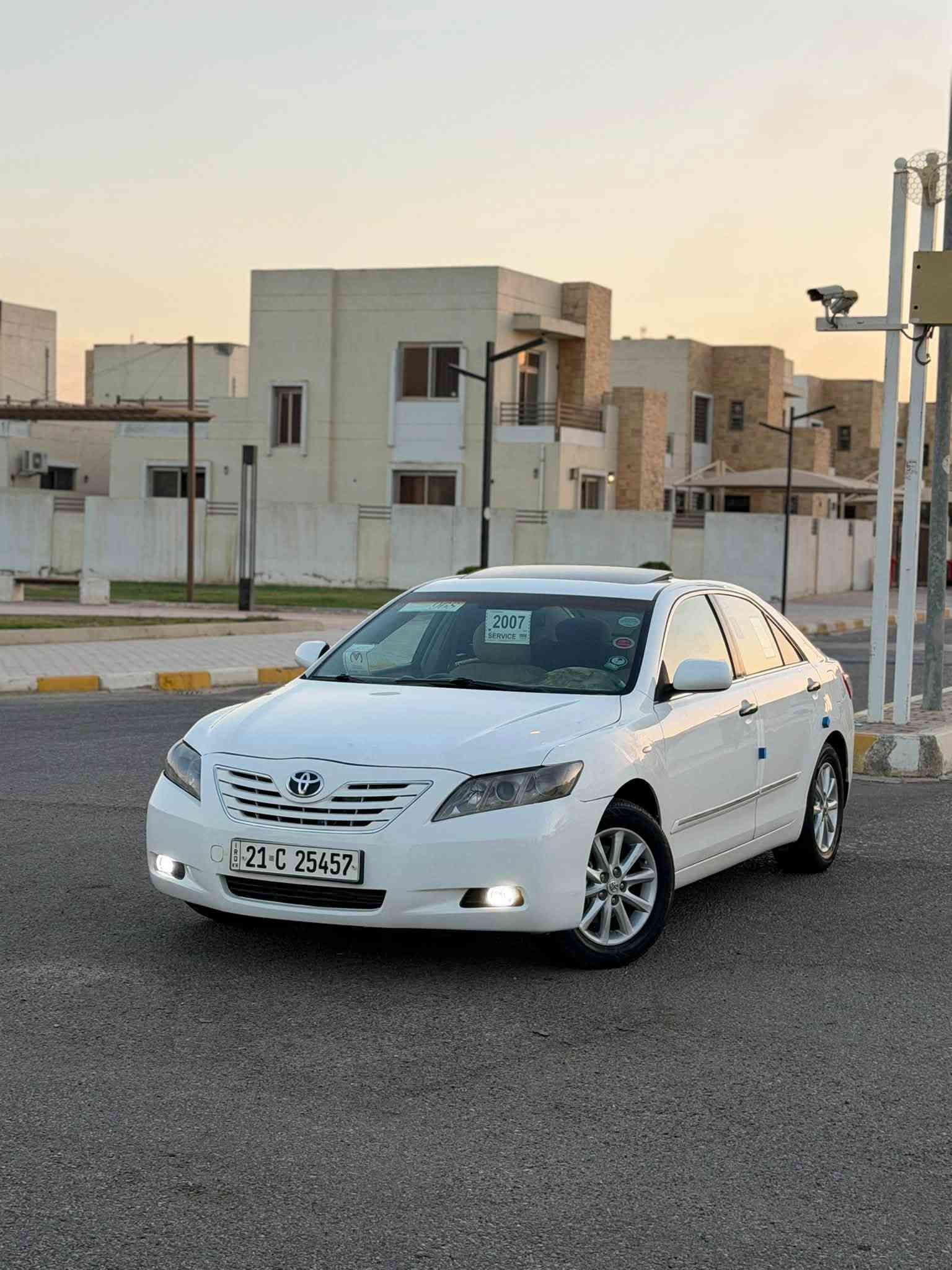 "يالله السلام عليكم....
نقد فقط اعتذر ع الاقساط والوعده والمرواس 
بسعر مناسب 99$ وبيها مجال بسيط تيوتا كامري وارد خليجي الموديل 2007 الون ابيض ثلجي مكينه 2400VVTشرط لاصرف لاصوت لابخار كير بدون فتح بدون اي عيب مكانين صبغ كارت 
 بدون اي دواخل والباقي مكفول سياره جديده واحلا من الصور مواصفات GLXفول 1-1
داخل عسلي 
كشن كهرباء
قطعتين تبريد 
ارضيه جلد 
صااج ملكي 
تحكم ستيرن جهتين 
مثبت سرعه 
اواكس 
4دسك 
برده خلفيه 
حساس امامي خلفي
اشاره بالمري
ويل كب كروم 
اي بي اس 
شاشه ايباد 
كامره خلفيه 
كير/محرك/صدر/تخم تاير/تخم ويل كب/تبريد/تدفئه/كهربائيات/باتري/دوشمه/منضومه زنون -كله جديد وبالشرط 
رقم سليمانيه (21)انكليزي الجديد سنويه جديده شرط التحويل والغرامات عنوان السياره صلاح الدين-تكريت الخاص مغلق للاستفسار:*********** -***********
