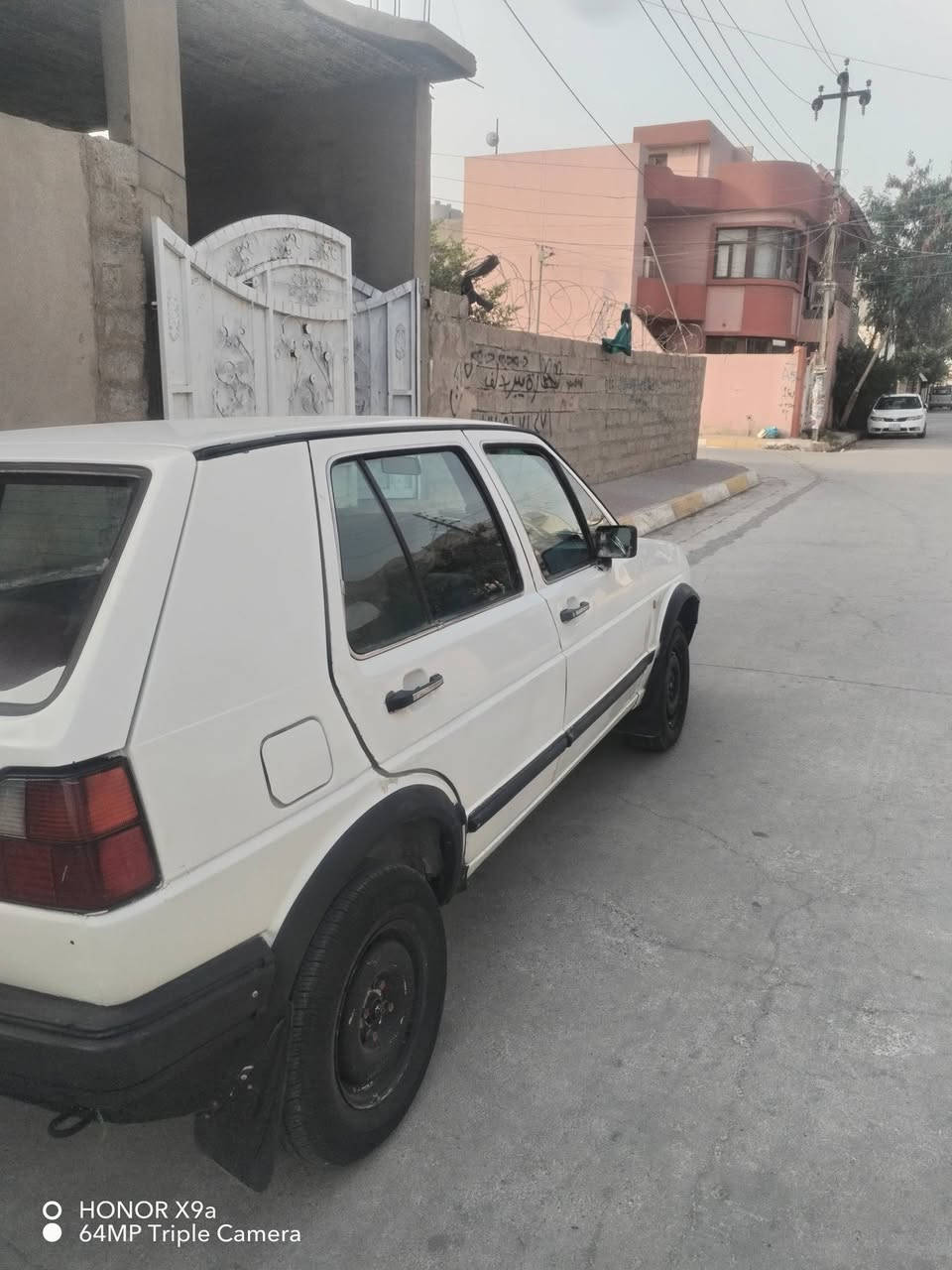 يعني كولف مديل 1998نضيف كل عيب مابيه للبيع رقم الماني السنويه 27يله تصقط مال رزق سعره 30وبي مجال توصل  مسنجر رقم***********وتساب فقط
