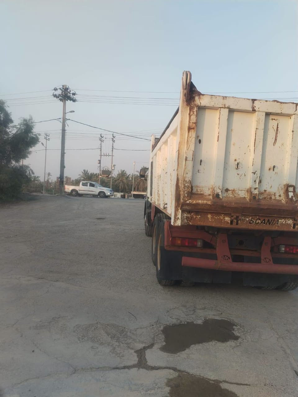اسكانية للبيع مديل ٢٠٠١ محرك انجكتر المكان البصرة المدينة 
*********** مكلف بالنشر
