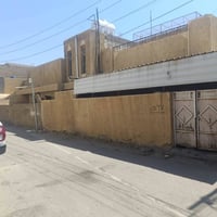 حي الحسينية • ٢٥٣م • ركن على شارعين