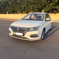 MG 5 مۆدێل  2023 مواسەفات کۆمفۆرت: ناوکرێمی بەسمە شاشە کامێرا.... سەنە...