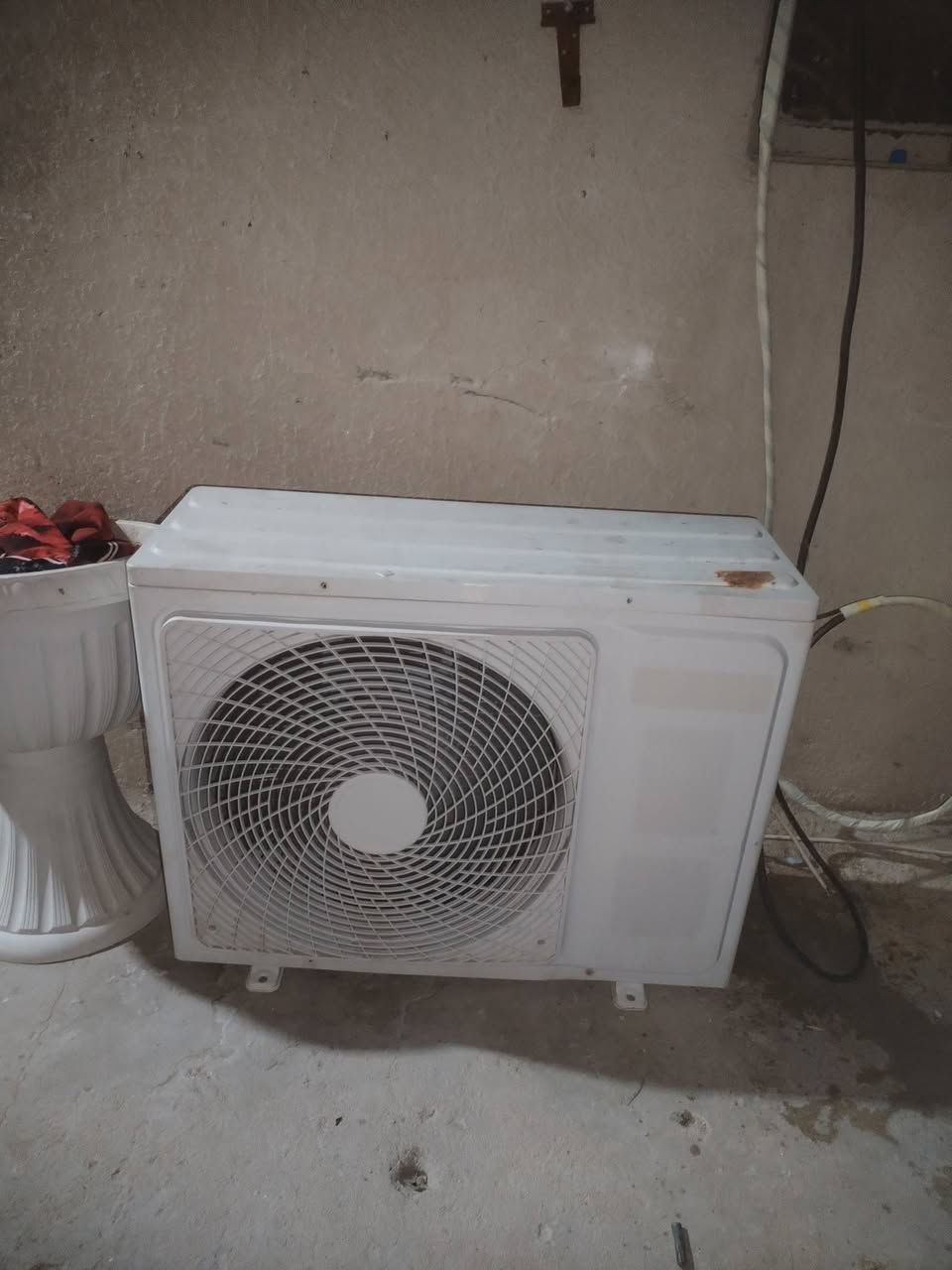 ميدا طن ونص تبريد ثلج ٣٢٥ شعيبه حي المرتضه ***********
