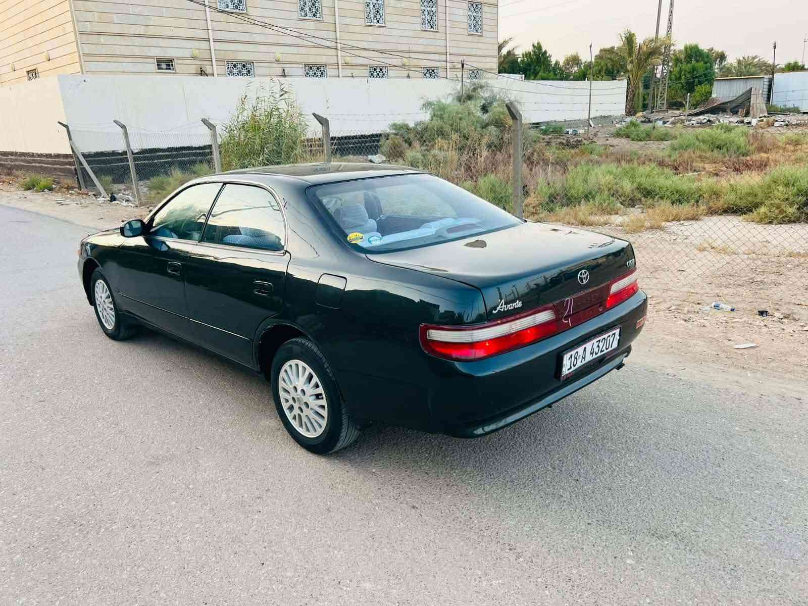 السلام عليكم شيزر موديل 1993 مكينه وكير وحداديه و دواخل سياره جديدة رقم بابل دولي مشروع وطني وين ماجان تتحول جميع محافظات العراق كفاله عامه من كص ونقل جثه تجيه ولكلبه والضربه القوية سياره جاهزه ومال جناي مسجل شاشه وسماعات جدد جاهزا للخير السعر 58 وبية مجال 
مكاني الديوانيه قضاء المهناويه
رقمي ***********
***********

