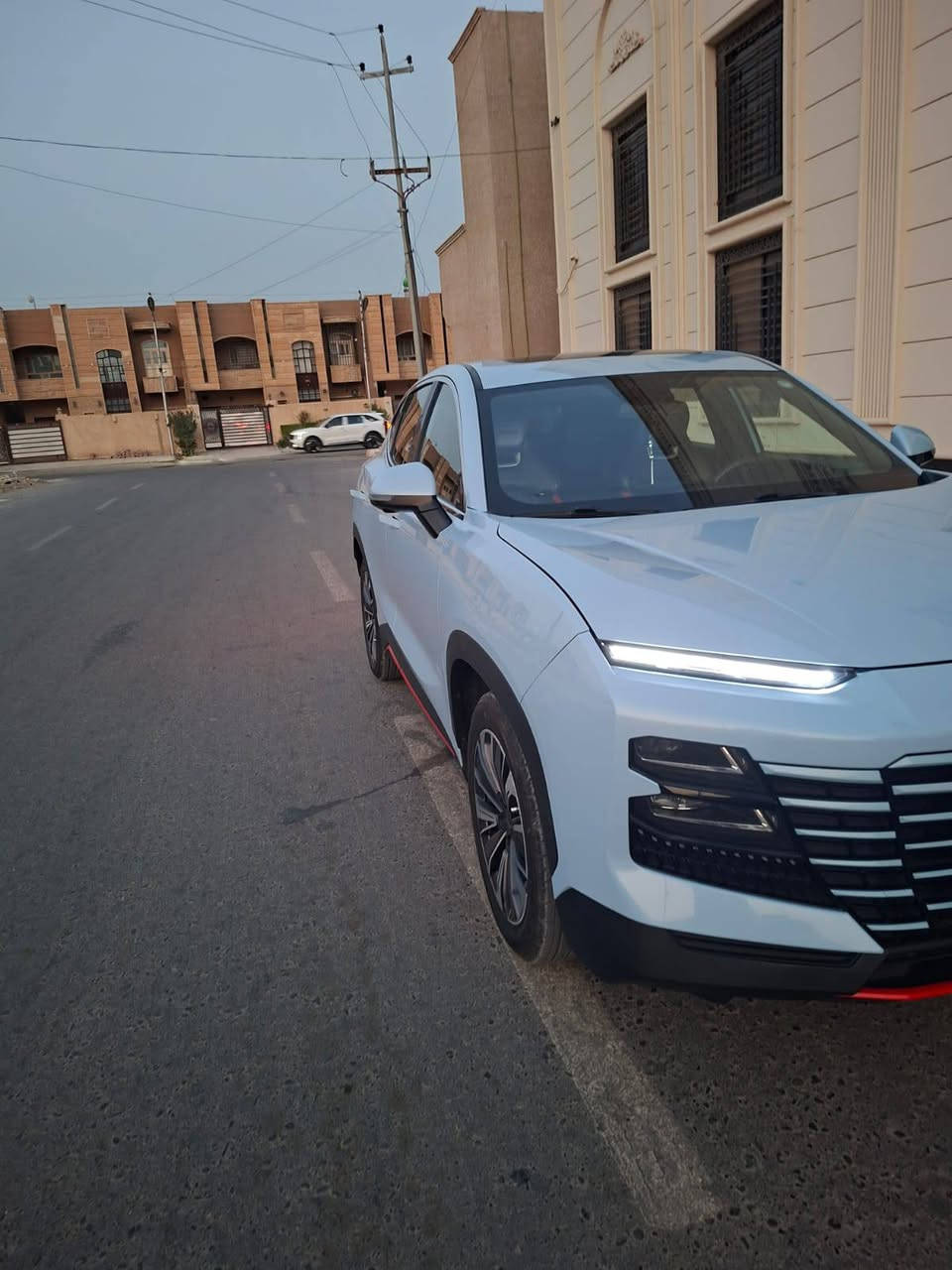 جتور داشنك موديل 23 لكجري فول مواصفات رقم اربيل بسمي شرط تحويل هزه وفحص وسنوية كلها جديده 
محرك 1500تيربو
كشن جلد تدفئة وتبريد 
بصمه عدد 2
بانو رامه 
حساس امامي خلفي 
اربع كاميرات 
360 درجه 
اشاره ترحيب 
اوامر صوتيه 
جنطه كهرباء 
لد نهاري 
وهواي مواصفات بيها معروفة 
ماشيه 86الف ضمان شركه هارم 
بعدها بضمان عشر سنوات او مليون كيلومتر 
سعر 155
هاتف ***********
