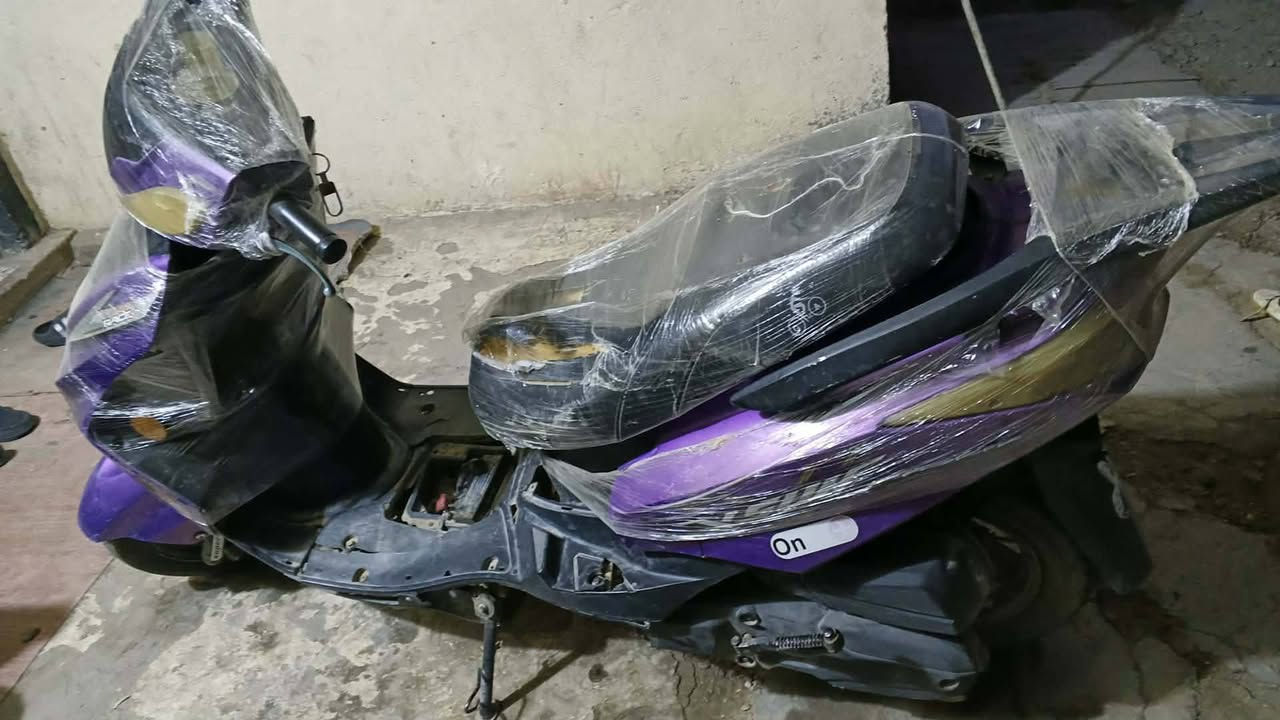 للبيع دراجه شغاله كامل وسعر مناسب 150وبيه مجال المكان بابل قرب جامعه بابل
***********7881671250
