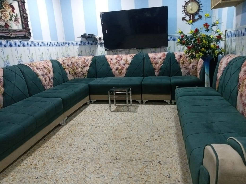 ديوان نضيف كلش اخو الجديد اسفنج عالي استعمال قليل السعر 350 وبي مجال مكاني الحيانيه موسى الكاضم عل مستطيل ***********
