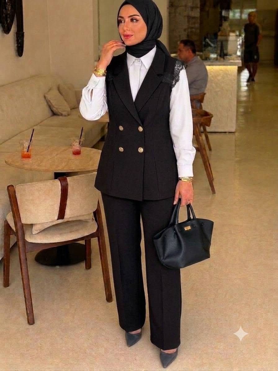 ✨ طقم نسائي قطعتين مبطن ✨
🤎 ليك مبطن + بنطرون
🌷 خامة راقية وتفصيل أنيق
  متوفر ب5 الوان 
📏 القياسات: 38 | 40 | 42 | 44 | 46 | 48
💰 السعر: 30 ألف فقط
🚚 توصيل لجميع المحافظات
📩 للحجز والاستفسار مراسلة الصفحة أو واتساب: ***********
متوفر جملة او مفرد
قناه الجملة https://t.me/Sentence1278
