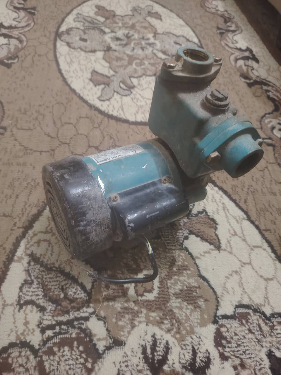 السلام عليكم
ماطور للبيع جديد ونضيف غل فحص اخرس عوزه فقط چبنه وبشاره سعره 30وبي مجال للشرايي عنوان الكوت الجديده خاص او رقم ***********
