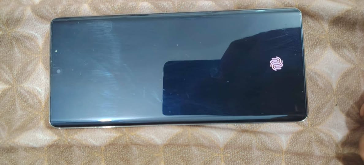 مبايل البيع نوت اربعين ابرو سعر ٢٧٥ وبي مجال عنوان بعقوبه بهرز ***********
