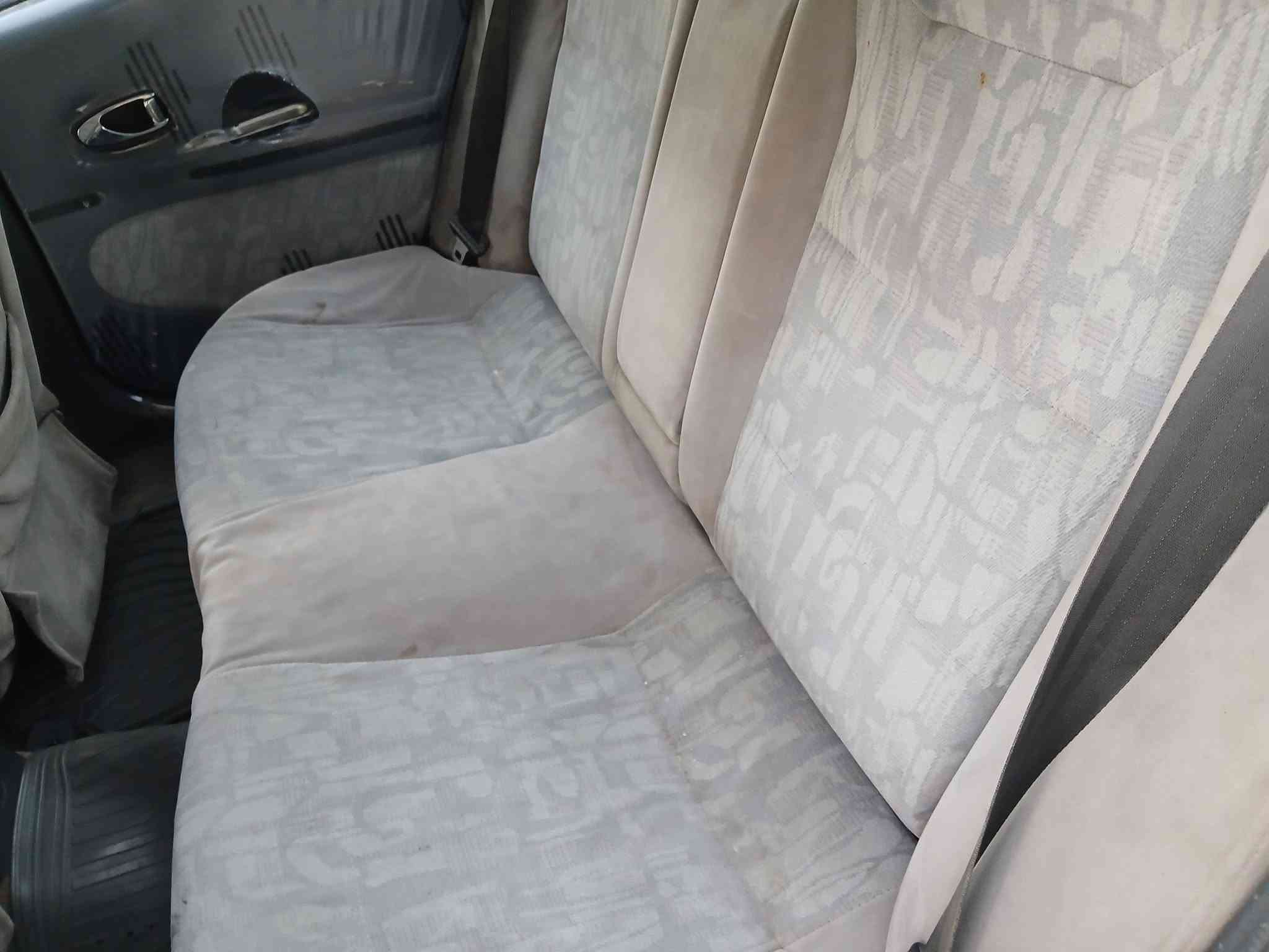 ليكنزا موديل 2000 اوتوماتيك تدفئه تبريد ثلج السياره ابلاديه شاشه تخم تاير ويل كب السعر 36 ورقه مكاني بغداد ***********
