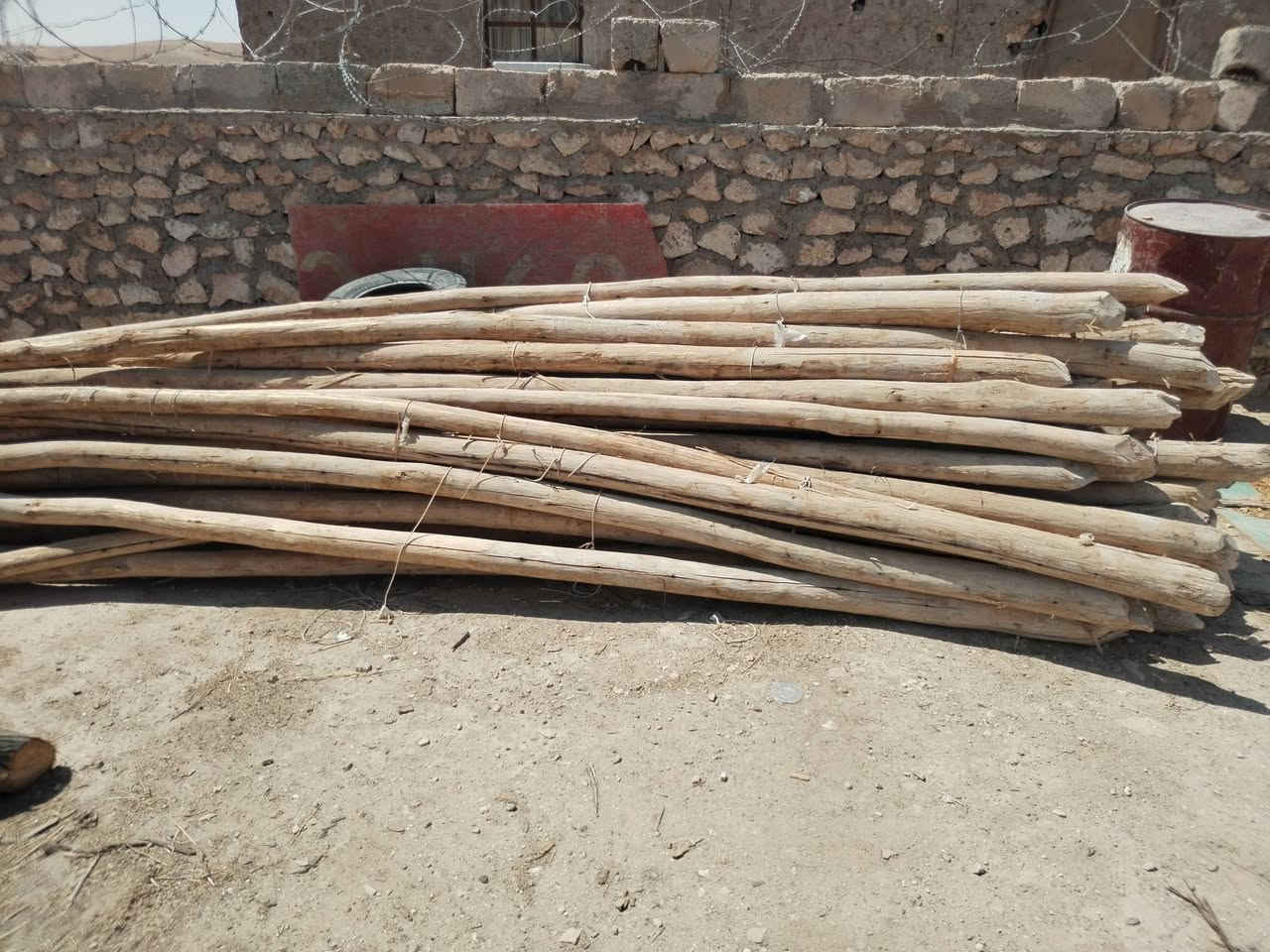 سلام عليكم 
اخوان حطب +جوايز  
الجوايز: يرهمن حطب ويرهمن مال سقف 
الحطب: ليسئل على نوع الحطب مخبوط توث +مشمش +غرب 
الموقع: البوحيات الرأس الغربي 
الاستفسار ***********
