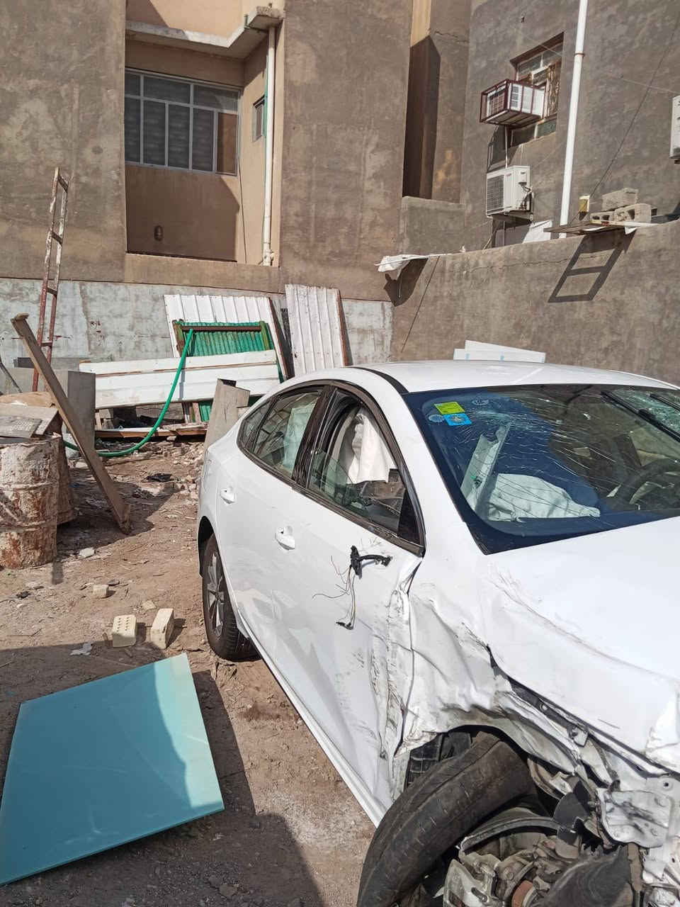 بي وايدي موديل 25 رقم بغداد دسترويد عل حادثها السعر 40 ورقة مكاني بغداد الشراي يتصل وتساب فقط ***********
