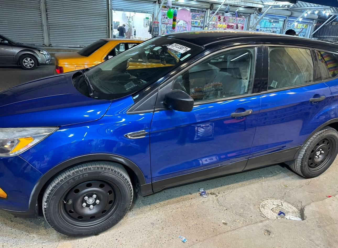 فورد سكيب موديل ١٧ السعر90  بيه مجال  سياره تحكمات ستيرضررهه ثلاث قطع صبغ   شاشه سياره رقم انكليزي بسمي ميسان ***********
