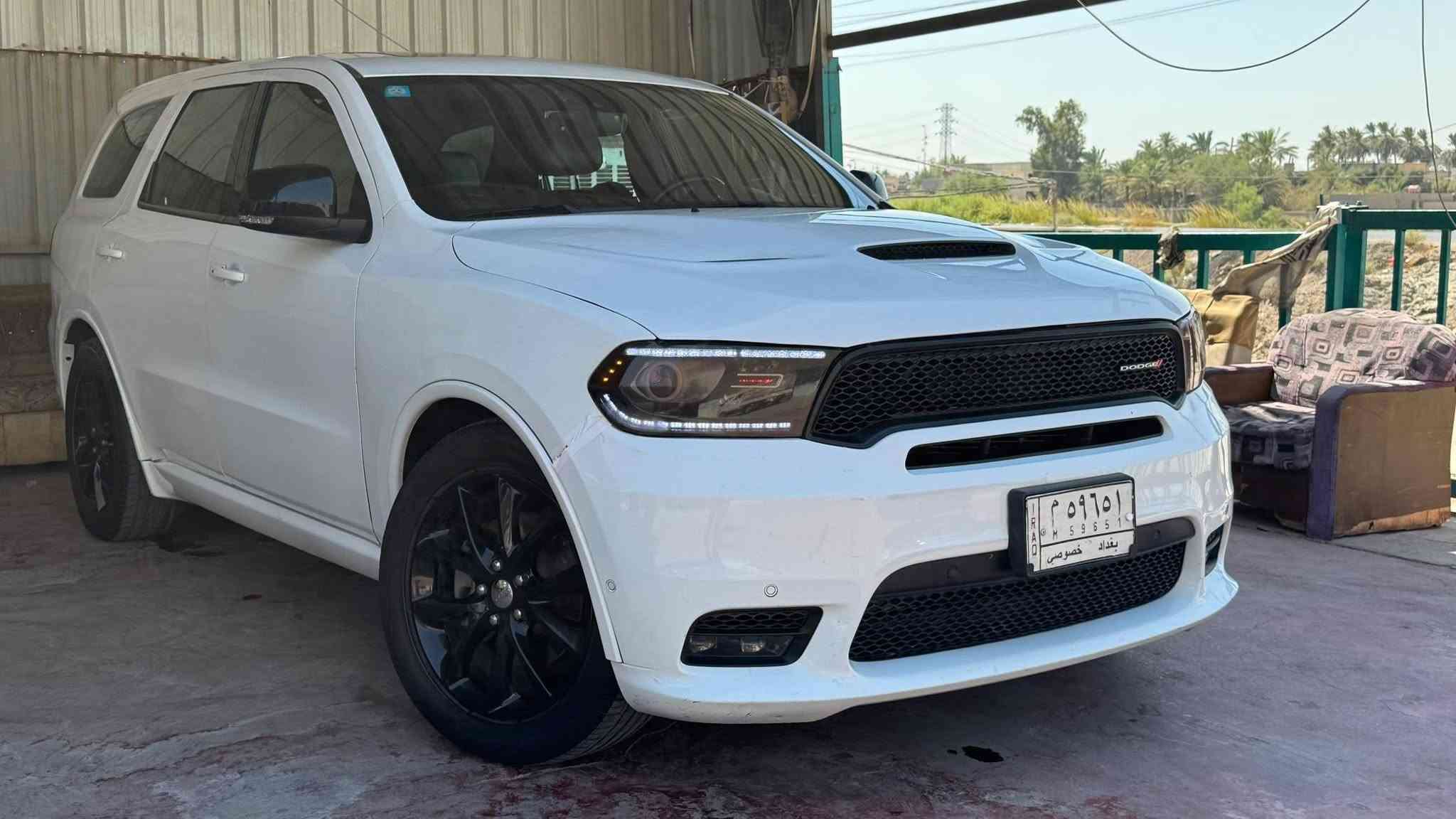 دورنكو ارتي 2018 فول مواصفات بلاك اديشن 5700
سيارة جاهزة بدون ايرباك وبدون اي نقص تايرات جدد عبوة فيت بم جديد برمجة ايكل فول
حادث جاملغ وبنيد وبيها تبديل وتعديل بداية البراكيت جهة الحادث 
صبغ فقط قطعتين جاملغ وبنيد  
سعر مناسب شراي اتصل وتدلل باسمي رقم بغداد مكان بغداد زعفرانية ***********
