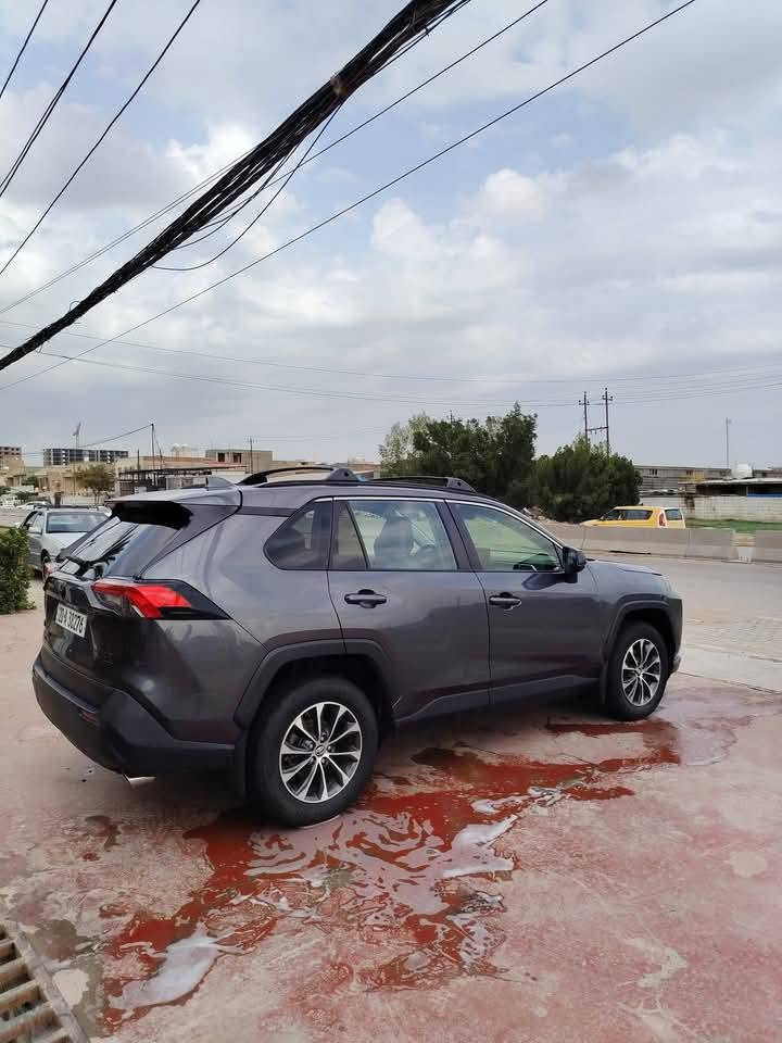 TOYOTA RAV VOR 2019
   
وارد  امريكي 
 الفحص  كامل
         
الاضافات :

•دفع رباعي 4*4
• ماتور 2500cc 
• قير اوتوماتيك 
• شاشة كبيرة
• كاميرا خلفي
• رادار امامي
• مانع تصادم
• تصحيح مسار
• مثبت سرعة
•ابل كار بلاي 
• مري كهرباء
• حساسات تجاوز BSM 
• اضوية امامية زنون LED
• اضوية خلفية LED
• ليد زنون نهاري
• حساسات ضغط هواء الإطارات
‏• GPS
• 3 أنظمة قيادة (eco, ev, sport)
•تبريد ثلج وتبريد تدفئه
• بلوتوث
• مدخل USB + AUX
الاستفسار والاتصال على الرقم ***********
