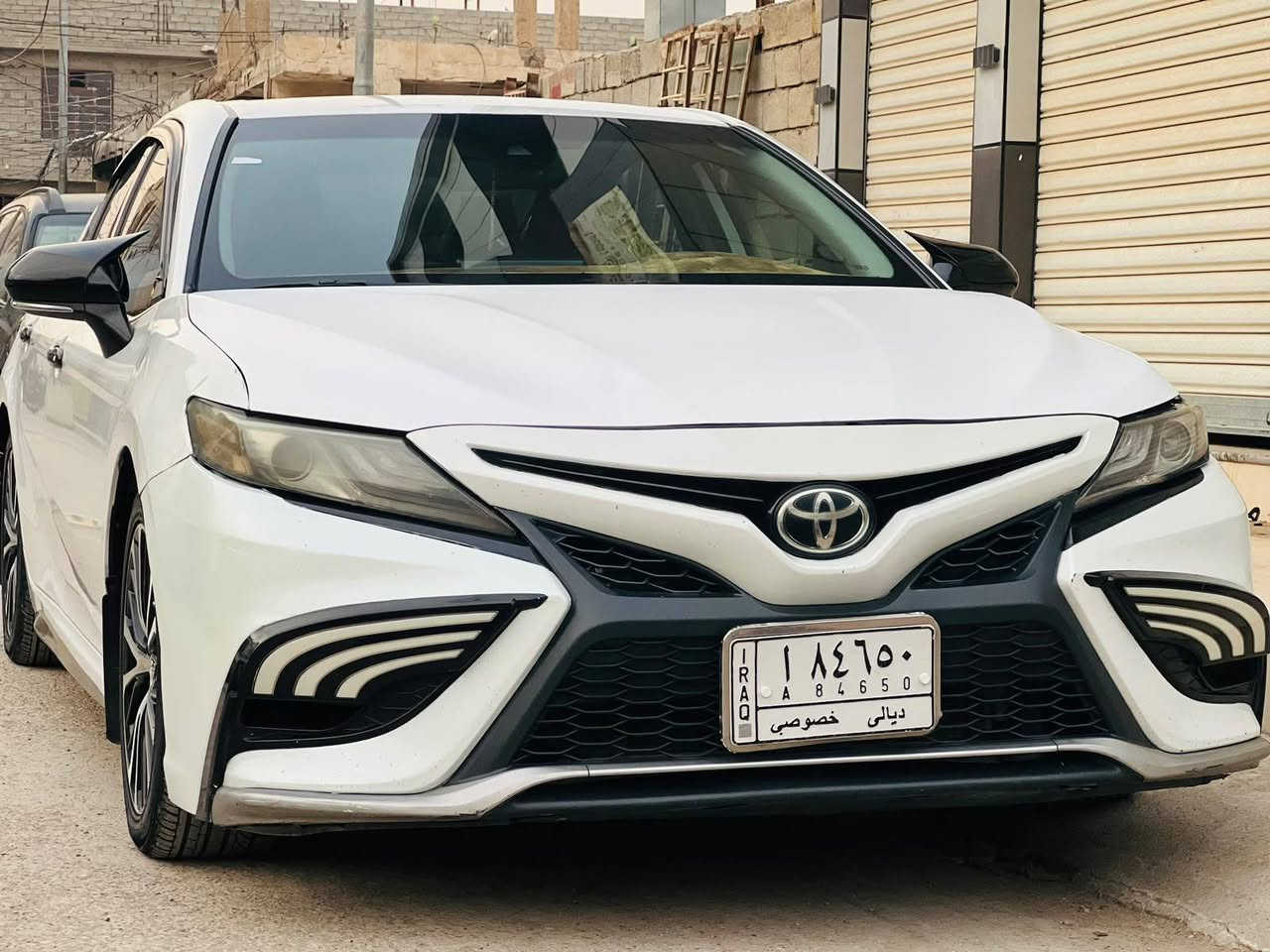 كامري XSE  كامل مواصفات  4 سلندر 
موديل 2022 
 
ضرر جامرلغ وبنيد بدون دواخل 
مواصفات 
شاشة كبيره 
3 انضمة قيادة 
تحكمات  ستيرن 
شفتات ستيرن 
هيتر ستيرن 
كشن جلد 
كشن كهربائي 
كش تدفئة 
تبريد خلفي 
حساسات امامي وخلفي  وجانبي 
ويل كب كروم اسود 
لايت زينون اصلي 
بك لايت ليد  
بصمة ابواب 
دبل اكزوز  

لمعرفة السعر اتصل 👇 

***********
