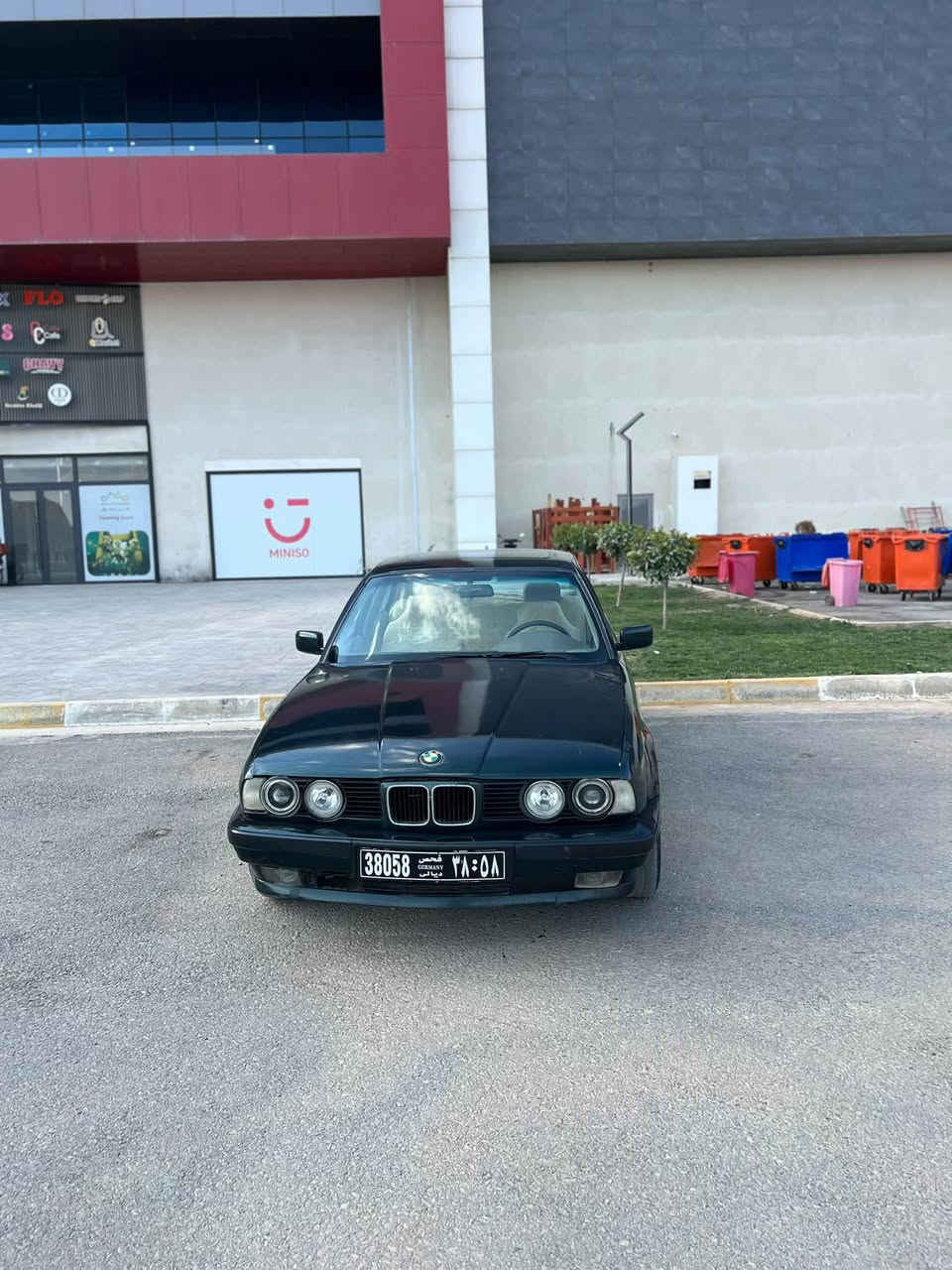 ماشەڵا لە ماڵی هەموو لایەک 
Bmw 520 تۆماتیک 
نمونەی جوانی پاکی 
تا بڵێی بەقوەتە
سڵایت ٢ جام کارەبا  
گێڕو مەکینەی بێ کێشەیە 
ئاڕم پلاسیک سلێمانی ئاڕم و دارو بەرد بەشەرت 
تۆزێک مەسرەفی هەیە 
شوێن ڕانیە تەلە فۆن کەن لە خمزمەت دامە 
***********
***********
