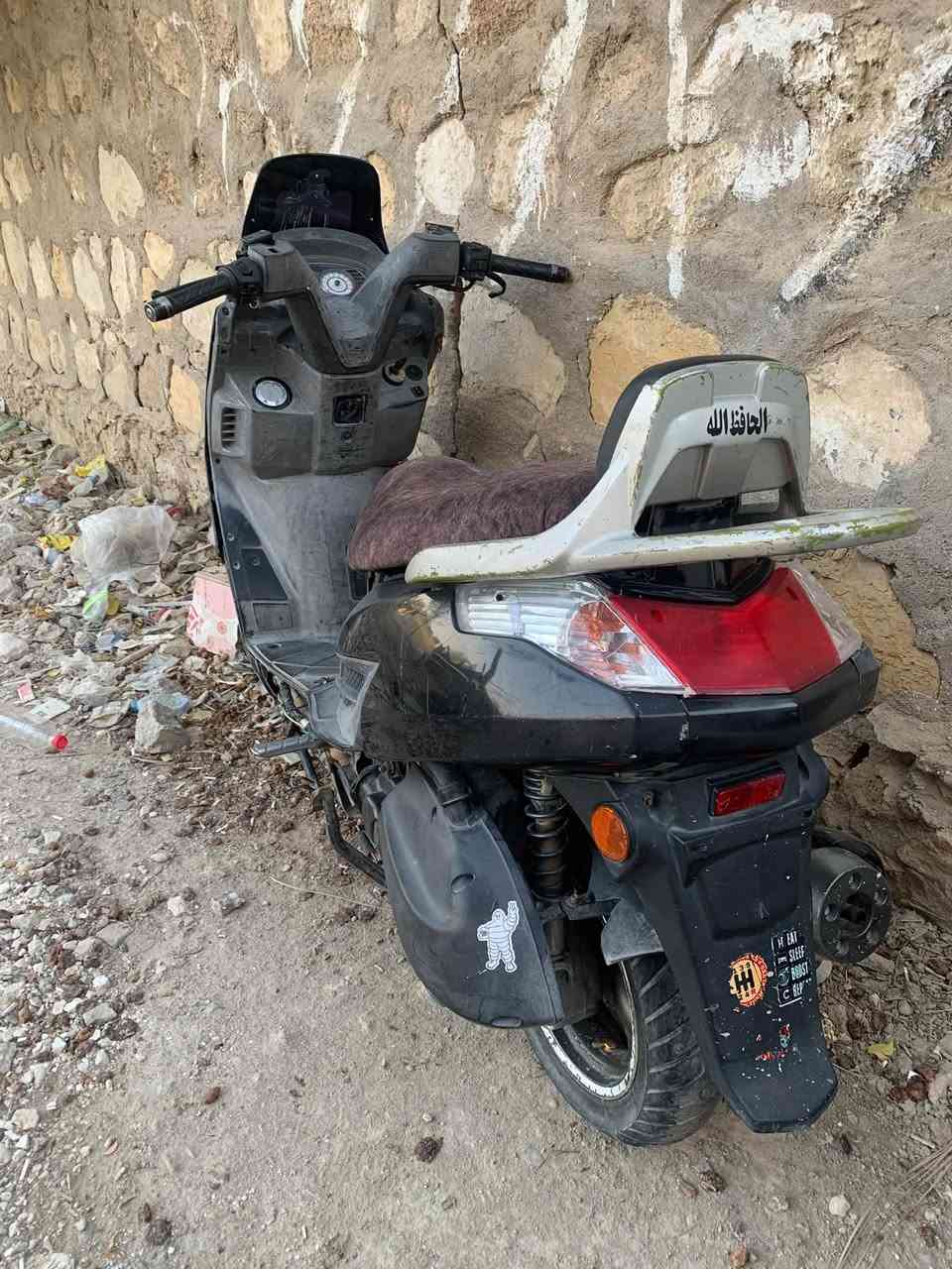 ١٥٠ كوم حديد كلشي يشتغل بيها بس بيها خربطه بل بانزين أبيع كوم حديد بابل الحمزه الغربي شباب سعرها قفل من الأخير ❤️***********
