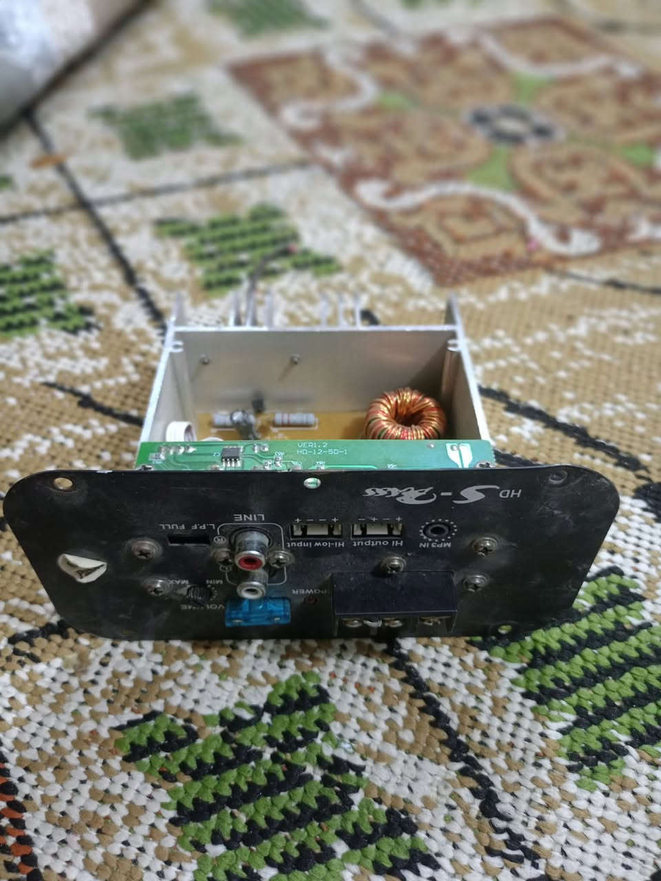 فلاشة ١٢جيجا • كارت ٨جيجا • سماعات