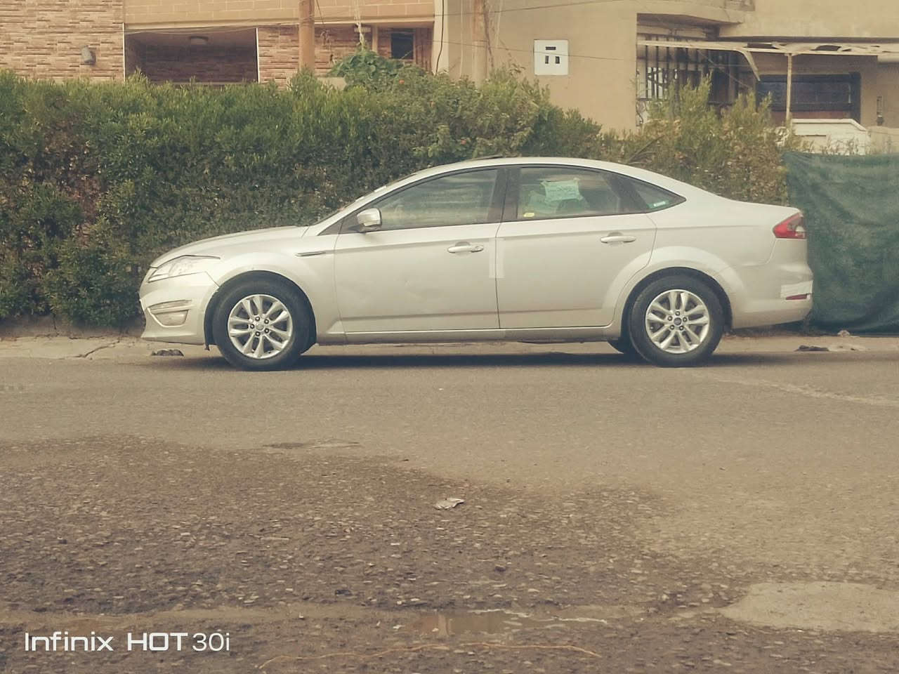 محرك 20
بيه غرامه مليون ينكطع من سعر

كير محرك شرط 

فول مواصفات 
سلايت مقاعد كهربائيه تحكمات كير نضامين عادي اوتوماتيك 
بيه ثلاث قطع صبغ بدون دواخل 
 
بيع او مراوس أخذ فرق حتى لو قديمه سعر 60 أو بي مجال بصيط اي استفسار ***********
