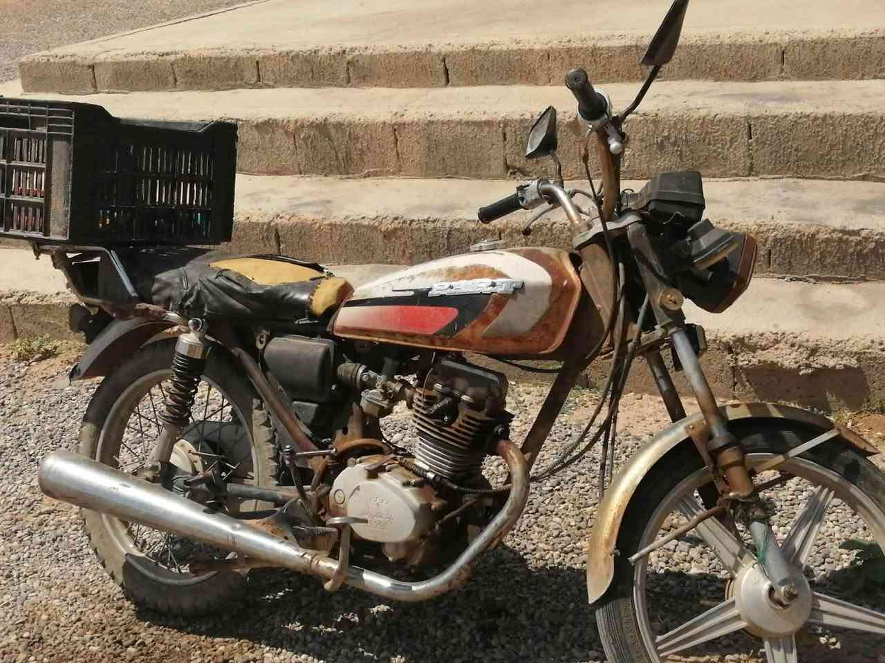 موطور شرط شغال كلشي مابيه معمر جديد ماعليه حجي السعر 170 وبيه مجال التصال علا هاذه الرقم ***********
