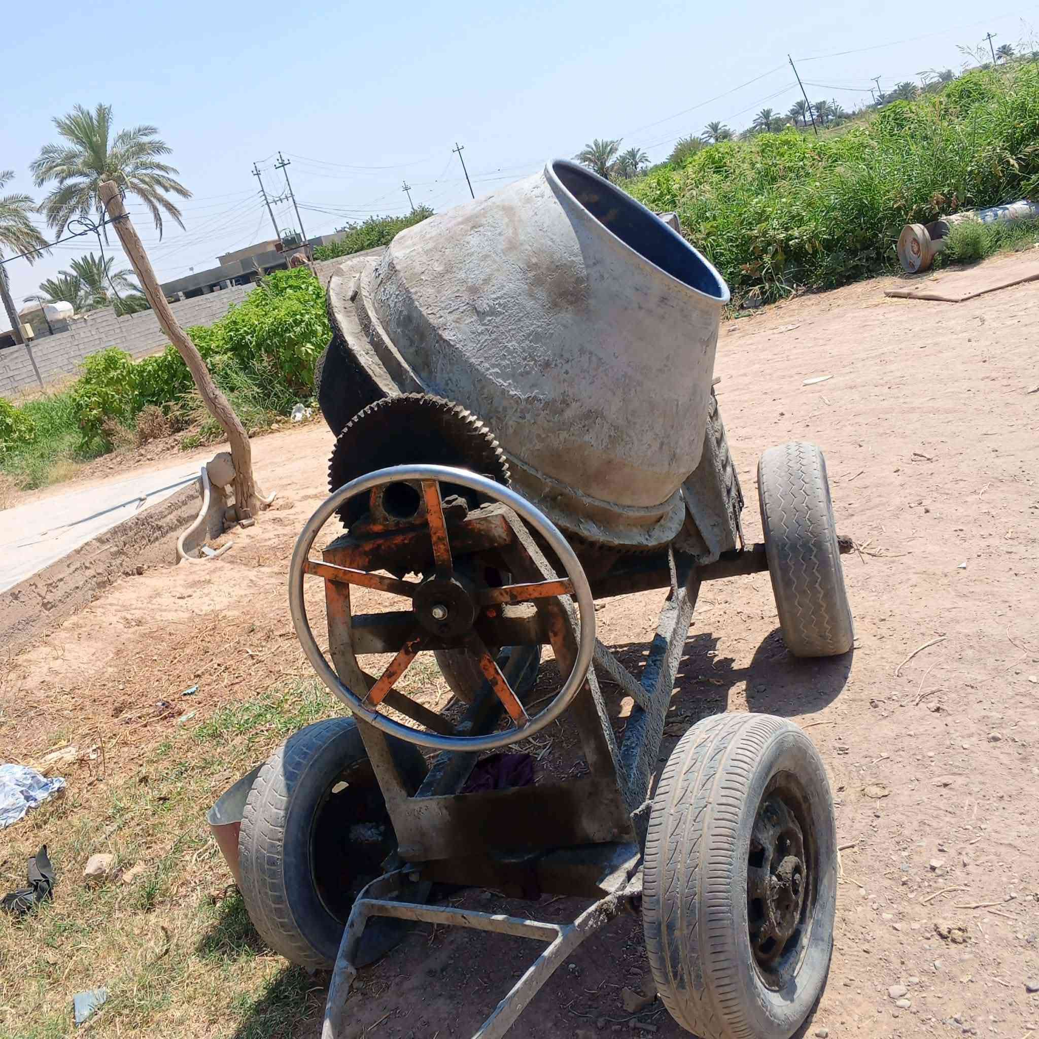 السلام عليكم
خباطه استبكو باب أول البيع جاهزه شغاله هندر واحد 
جدر هيكل محرك نضيفه شرط
محرك 7.5نضيف شغال هندر واحد شركه شرط
السعر1.100,000.:(مليون ميه)بيهه مجال//////// 
مكان :صلاح الدين قضاء بلد ناحية يثرب
***********
