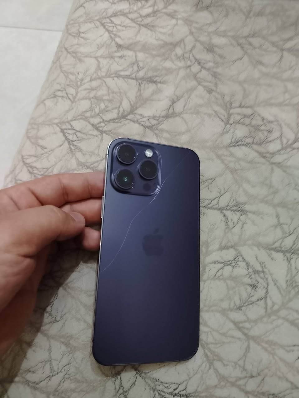 14 pro max
ذ٢٥٦ 
بطاريه ٨٢ مايصرف شحن ممتازن 
جهاز نضيف مابي اي خلل 
شاشه مبدله نوعيه زينه 
وبي فطر بل ظهر  سعره ٥٥٠ وبي مجال بسيط 
 مكاني كربلاء طويريج 
***********//***********
