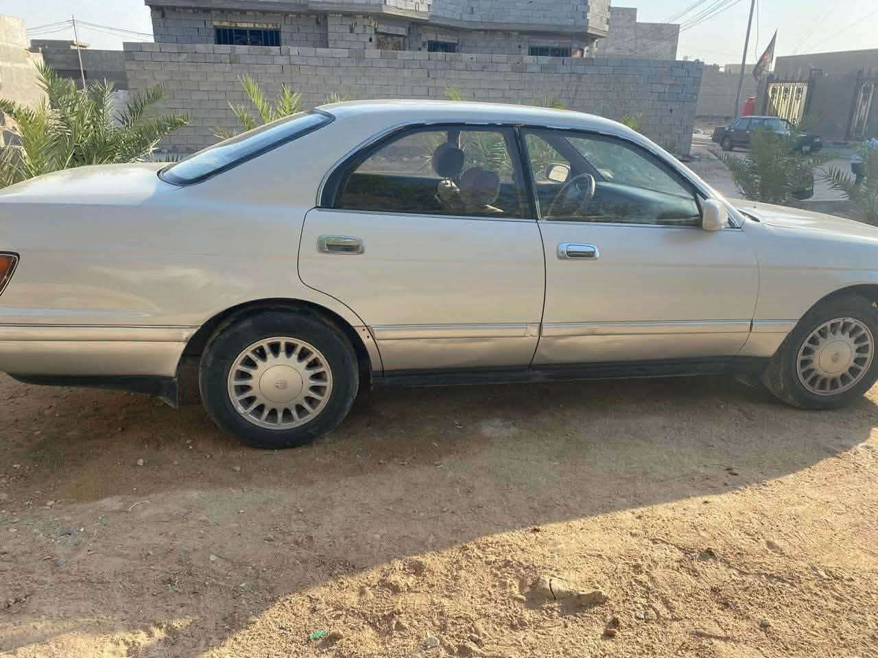 سلام عليكم بطه فصل ١٩٩٣سياره جاهزه من كلشي مكينه كير كفاله مكفوله من الگلبه والگصه والنقل جثه سياره شرط التحويل سنويته منتهيه السعر٤٨
سياره بم قصر
***********
