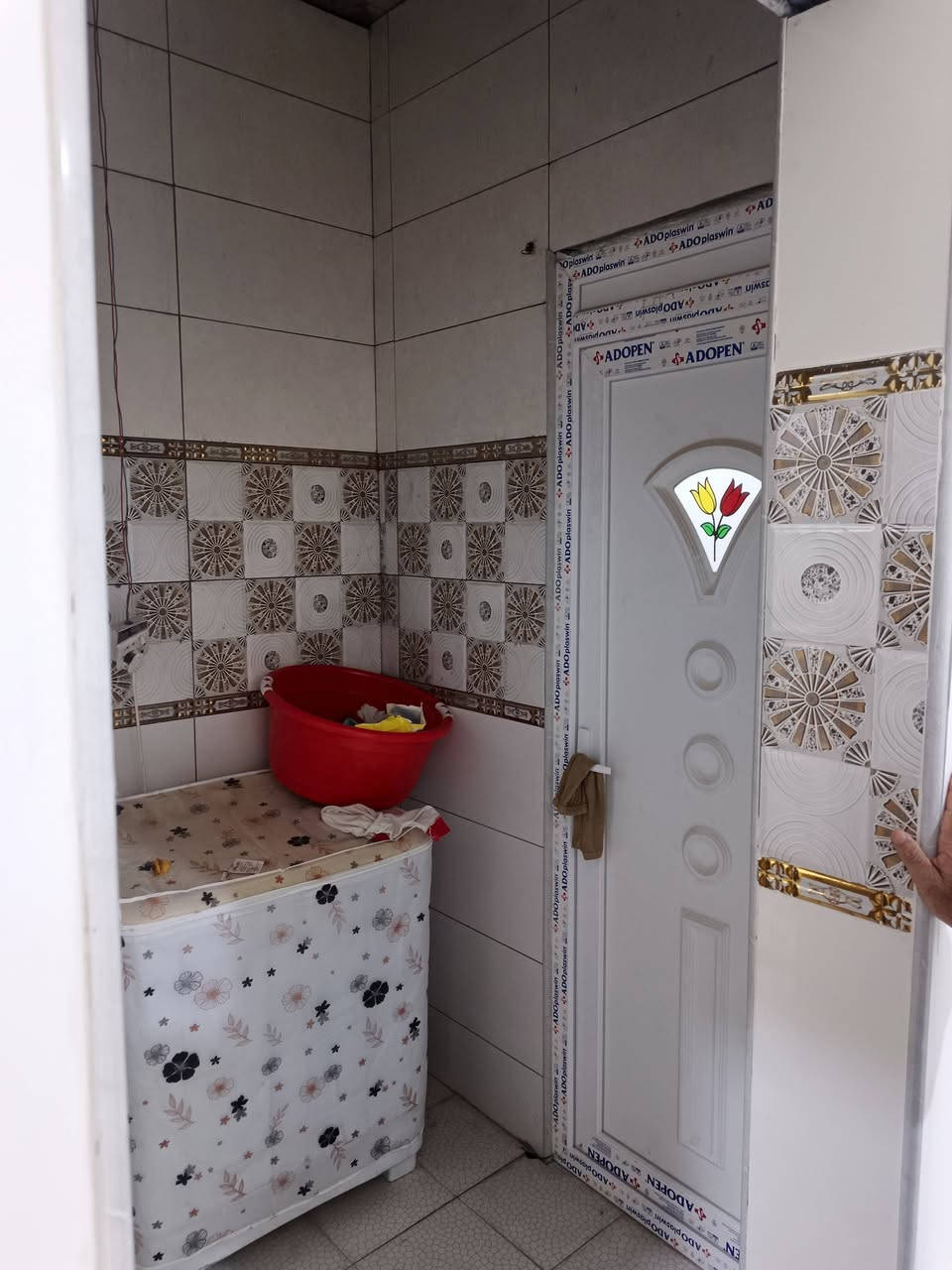 أسعد ألله أوقاتكم بكل خير 🌹
اللاستفسار ***********
توفر دار سكن لبيع🔹
ألمساحه 300 م ⚡
دار ركن على شارعين
علمن بناء شخصي 
جميع الخدمات متوفره
مدارس قريبه عليك + ماء + كهرباء + مجاري
محتويات البيت
حديقه
كراج 
دوانيه 
صاله
مطبخ
غرف منام عدد2
صحيات
نوع العقار : طابو ملك صرف زراعي ينزل اسمك سهم بلطابو 

العنوان : أبي الخصيب العوجه شارع السندباد

سعر 110 وبي مجال
اللاستفسار ***********
