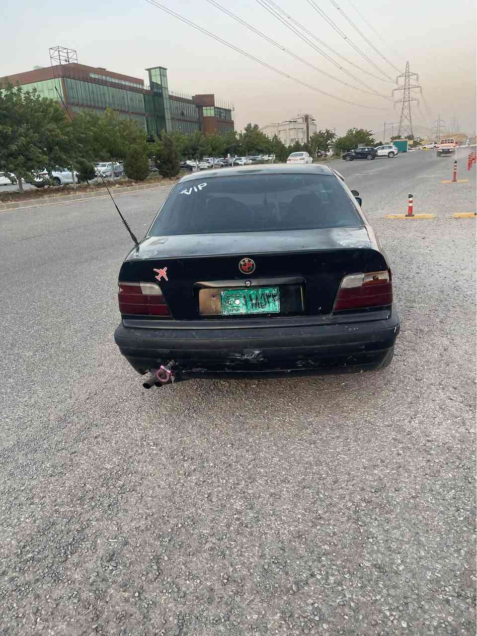 *********** 
١٤گەڵا کەمئک معامەلە 
Bmw1992 
520گئر عادي   
گێرو مەکەیەنە بە شەرت تەقەو ڕرەقە بە شەرت  باتری تازیە کارەبای بە شەرت بێ دەعمو لێ دراویە  ئاڕمی بلاستیک بە شەرتی ئەوەلیات  شوێن سلێمانی Singapore
