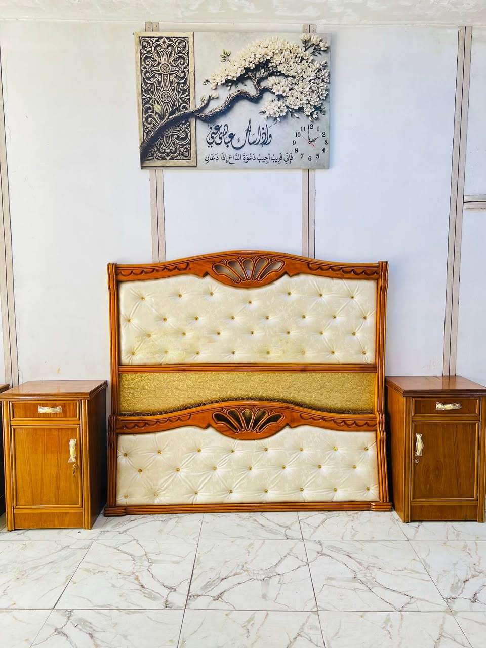 سلام عليكم 
غرفه ام السته ملحق شغل ثكيل 
مستخدمه شي قليل نضافه 99/100
 ((ًسعر 750معه توصيل داخل بغداد ))
بغداد مدينه الصدر
 اكو توصيل 🚚***********
