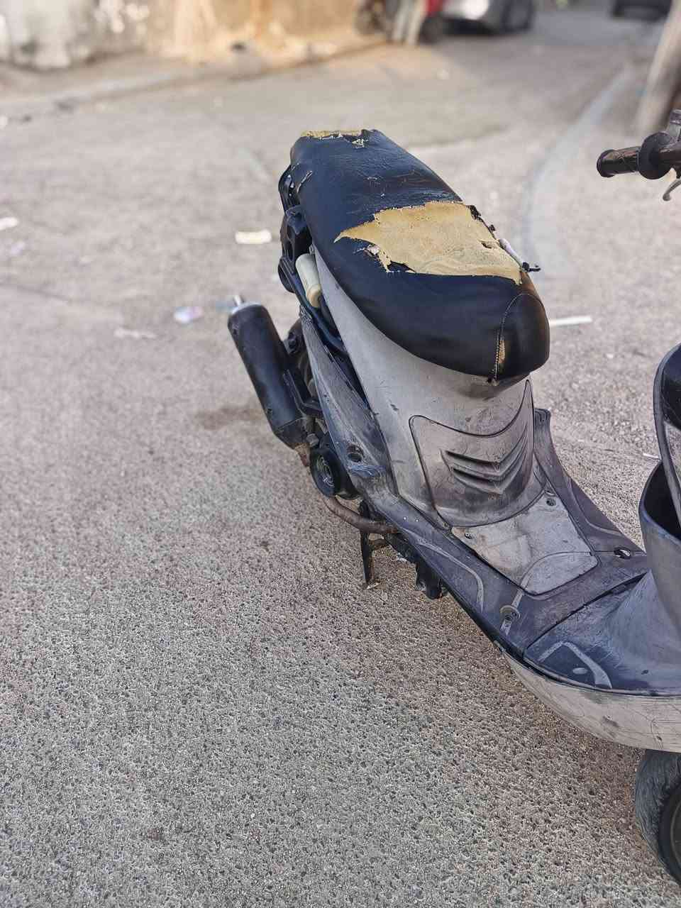 سلام عليكم درجة ماكس منغولي 55لبيع نضيف كلشي شغال بيه سلف مكينه ناعمه شلعه ومشي سعرها مناسب 300مكان ناصريي مركز وشراي ***********يتصل عله رقم مستعجل عليه بيع

