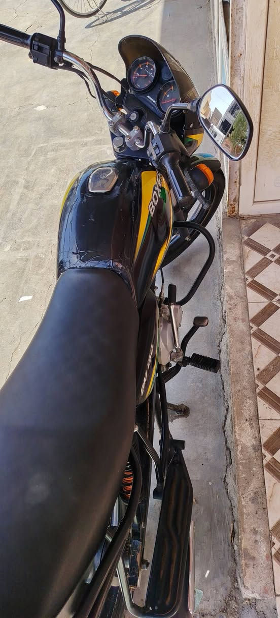 دراجه بوكسر 2019 مكفوله كفاله عامه ماشيه 21 الف السعر 1500 مليون ونص وبي مجال اي استفسار على هذا *********** مكاني بعقوبه التحرير
