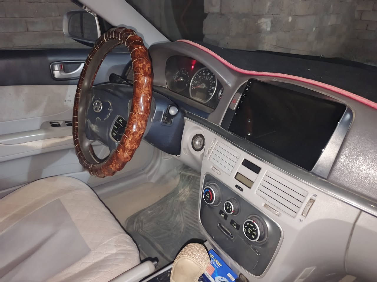 السلام عليكم سياره 2008 سوناتا محرك سته السعر 95 للبيع   -***********

