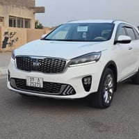 سورنتو ٢٠٢٠ • ٦ سلندر • ٧ راكب