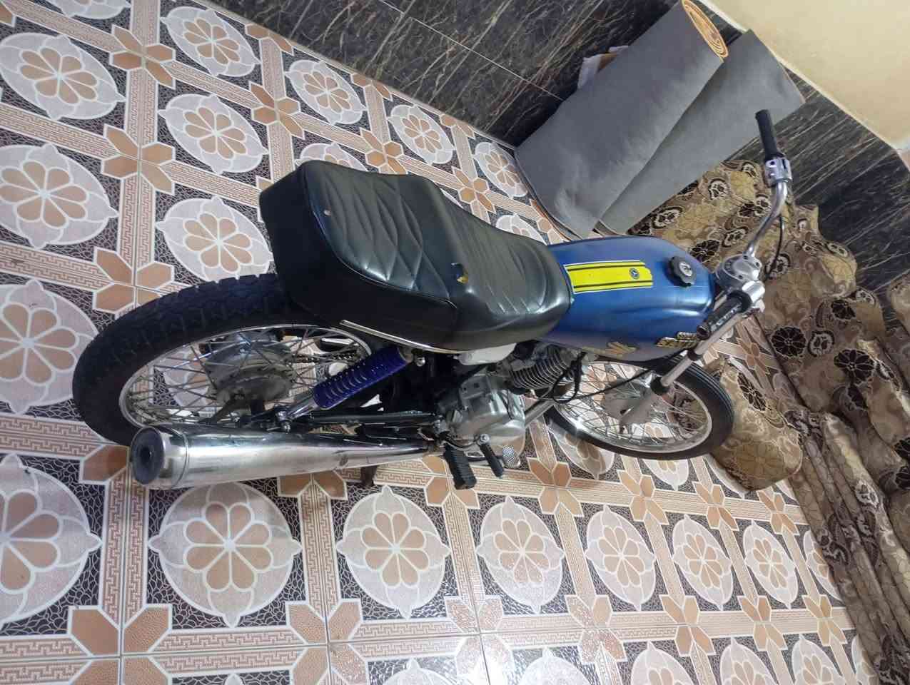 سلام عليكم شباب دراجه نامه كلك كلك مفتوحه بس بستم دراجه خير من لا تبخير ولا تنقيص ولا اي شي دراجه جاهزه محرك خير من الله دراجه خرسه كلشي جديد بيها ماعوزها اي شي دك هندر وطلع مكاني ناصرية اريدو مكفوله من كلشي السعر 450 وبيه مجال تواصل خاص او على رقم***********
