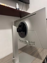 شاشة سامسونك G6 نظيفة كلش للبيع Flat  * دقة QHD 2560×1440 * تحديث خراف...