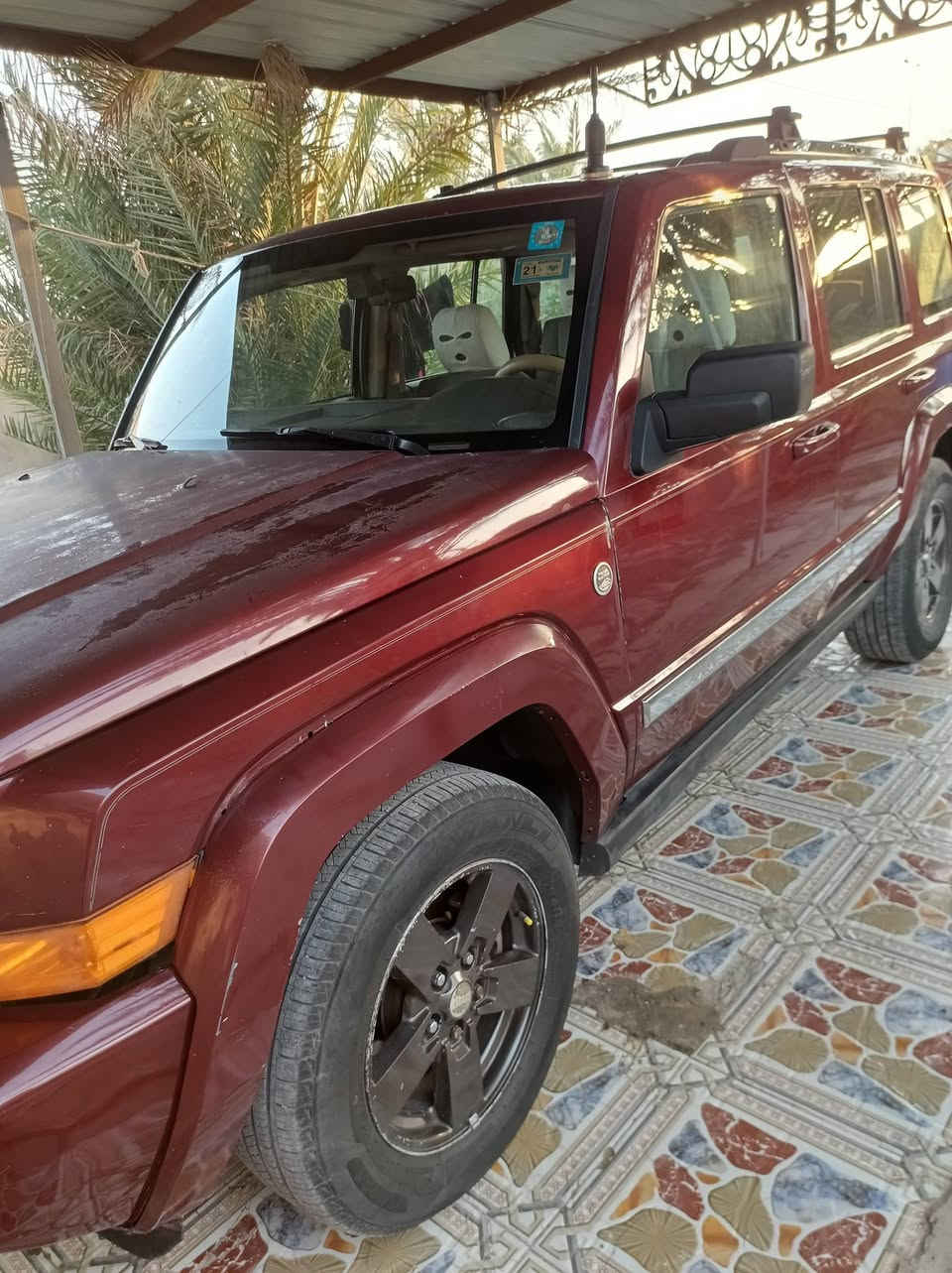 السلام عليكم من رخصت صاحب الكروب المحترم سياره جيب كوماندر موديل 2008 سبعه راكب رقم بغداد انكليزي سنويتهأ لغاية 2030 تنتهي شرط التحويل السيارة مكفوله من الكص ونقل الجثه والضربه مكينه 6 سلندر جديده مكينة وكير وحداده واكسن وتخم تاير تبريد شغال ثلج كهربائيات شغاله عامه شاشه مسجل جدد سعرها (٨٠) ورقة وبيها مجال قليل السيارة ترهم مراوس بسيارة عاليه. عنواني البصره قضاء القرنه اخوكم ابو عباس المالكي وهذا رقمي بي واتساب (***********)

