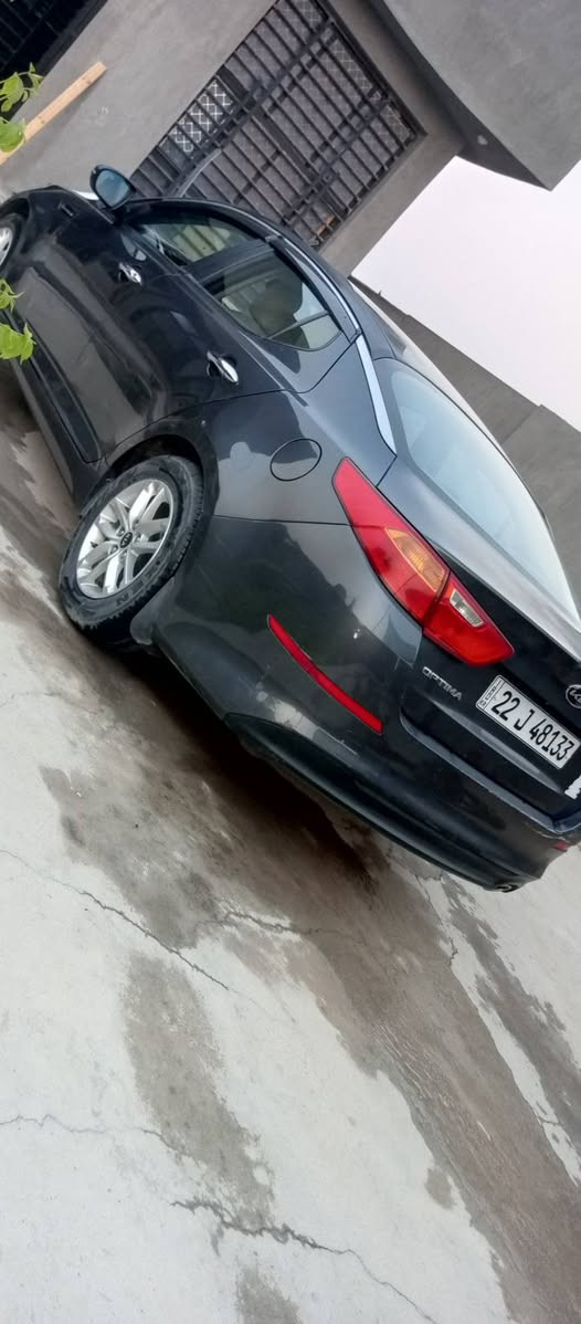 السلام عليكم كيا اوبتيما موديل 2016 رقم اربيل السيارة نضيفة مكينة  كير كفالة السيارة خليجية مكينة دوش تبريد قطعتين اشاير بالمري جرس السرعة من توصل 120مري شفط اشتريتهه مكفولة انظربت عندي تعور الجاملغ والبنيد وشوية بالباب جهت السايق غير هيج السيارة نظيفة وحلوة جاهزة ما بيهه صبغ السعر 130 بيهه مجال مكاني بابل الحلة ***********
