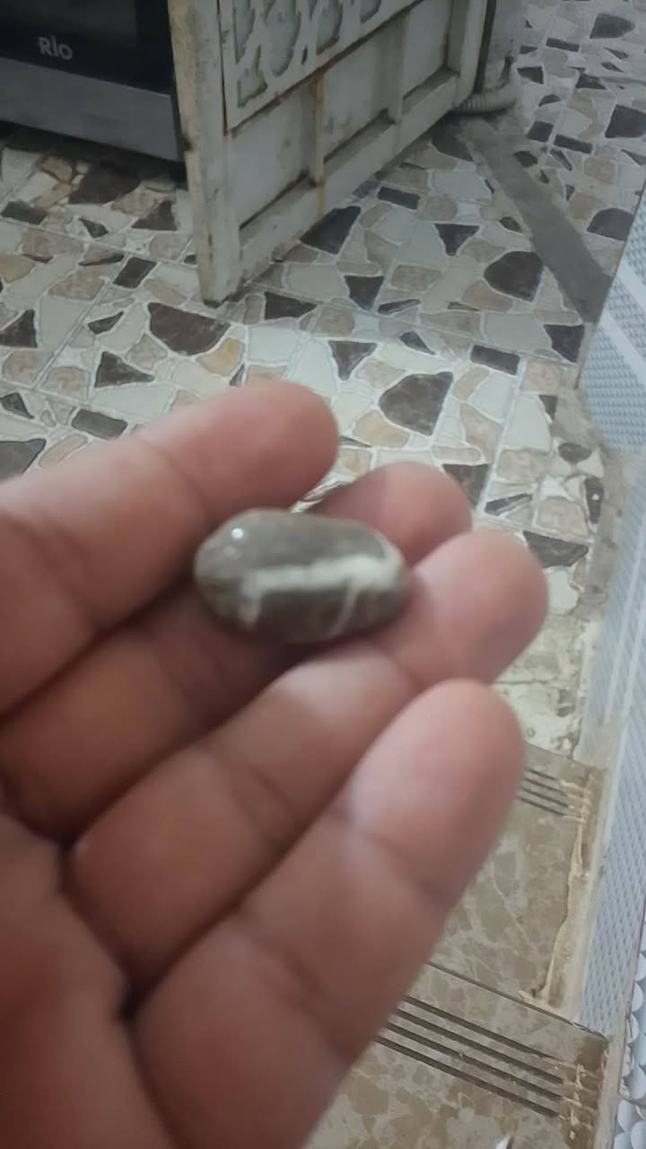 ماعرف بيهن الي عده خبره بيهن يخابرني اريد ابيعهن شلعه وحده ***********
