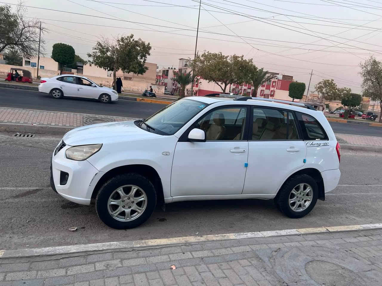 السلام عليكم 
تيكو موديل (٢٠١٤) كير ميكانيكي نضيفة جدا استلام شركة تبريد ثلج شاشة وكامرة وفتحة تصعيد جام ريمونت سنوية جديدة بيها طخة بل جاملغ البصف السايق مصلحة عل بارد بدون صبغ العنوان بغداد للتواصل ***********
