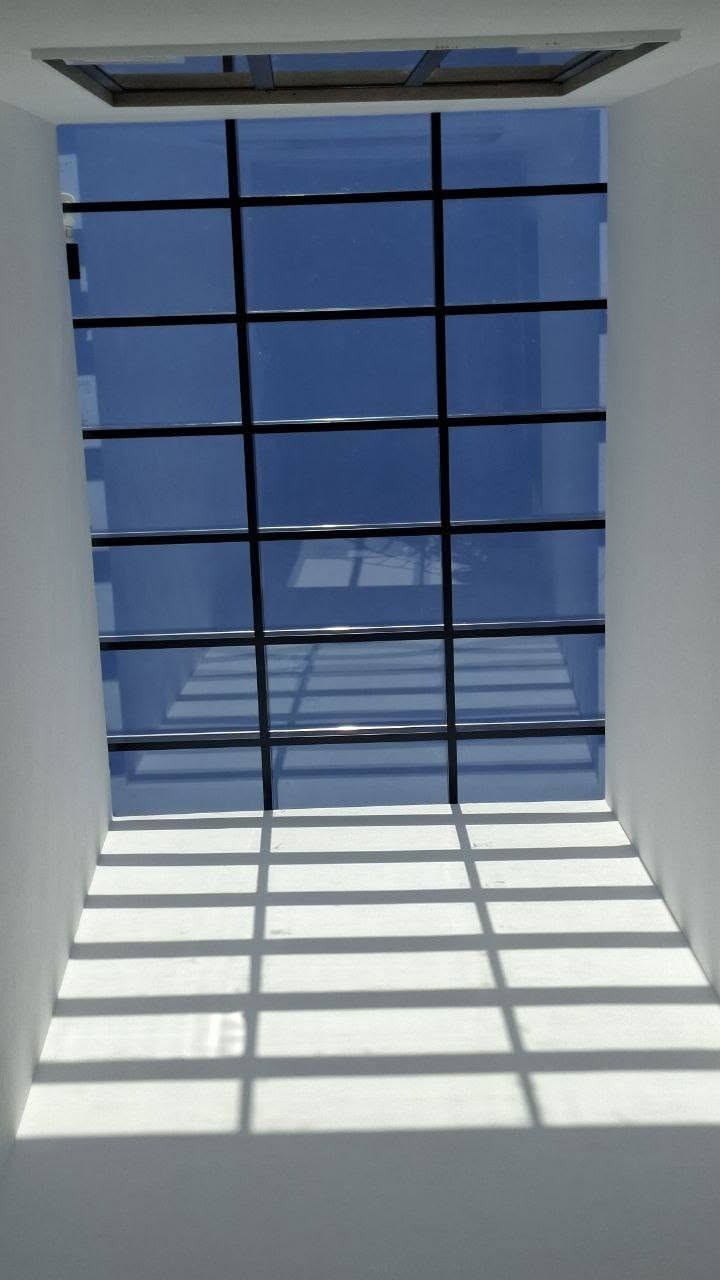Sky Light سکای لایت 
🏝✨ غيّر بيتك بنور الطبيعة!
🌞 الضوء مو بس جمال… هو حياة!
أشعة الشمس تنقّي الهواء وتخلي بيتك أهدى وأنعش 💎

🔷 سكاي لايت =
إضاءة طبيعية + نظافة + لمسة عصرية فخمة

😌 ويانا راح تحصل على:
✔️ ضمان 10 سنوات ضد تسرب المياه
✔️ أعلى جودة بالمواد
✔️ تصاميم متنوعة تناسب كل بيت وكل ذوق

🔹 أنواع الزجاج:
• دبل زجاج سكريت (مقوّى)
• لامينيت (آمن وما يتناثر عند الكسر)
• عازل للشمس (يرجع لحد 40% من الحرارة)

🔥 خلّي بيتك يضوي اليوم!

📞 للاستفسار:
اربیل + الموصل: ***********
السليمانية + بغداد والجنوب: ***********

📍 العنوان: هولير – خلف ماجدي مول – قریب محلات نوروز سيتي

ئەمڕۆ ماڵەکەت ڕووناک بکە بە ڕووناکی سرووشتی!
🌞 ڕووناکی تەنها جوانی نییە… ژیانە!
تیشکی خۆر هەوا پاک دەکات و ماڵەکەت دەکاتە شوێنێکی ئارام و تازە 💎

🔷 سکای لایت =ڕووناکی سرووشتی + خاوێنی + شێوەیەکی مۆدێرن

😌 لەگەڵمان:
✔️ گەرەنتی 10 ساڵ دژ بە ئاودان
✔️ کوالێتی بەرز لە هەموو موادەکان
✔️ دیزاینە جیاوازەکان بۆ هەموو جۆرێک لە ماڵ

🔹 جۆرەکانی جام:
 دەبڵ جامی سکۆرێت(پتەوکراو)
• لامینێت ( لکاتی شکان ناکەوێت)
• دژە خۆر (گەڕاندنەوەی %40 گەرمی)
🔥 
📞 پەیوەندی:
هەولێر + موصل: ***********
سلێمانی + بغداد و باشوور: ***********

📍 ناونیشان: هەولێر – پشت ماجدی مۆڵ – ڕێزی 
شوقەکانی نەورۆز ستی
