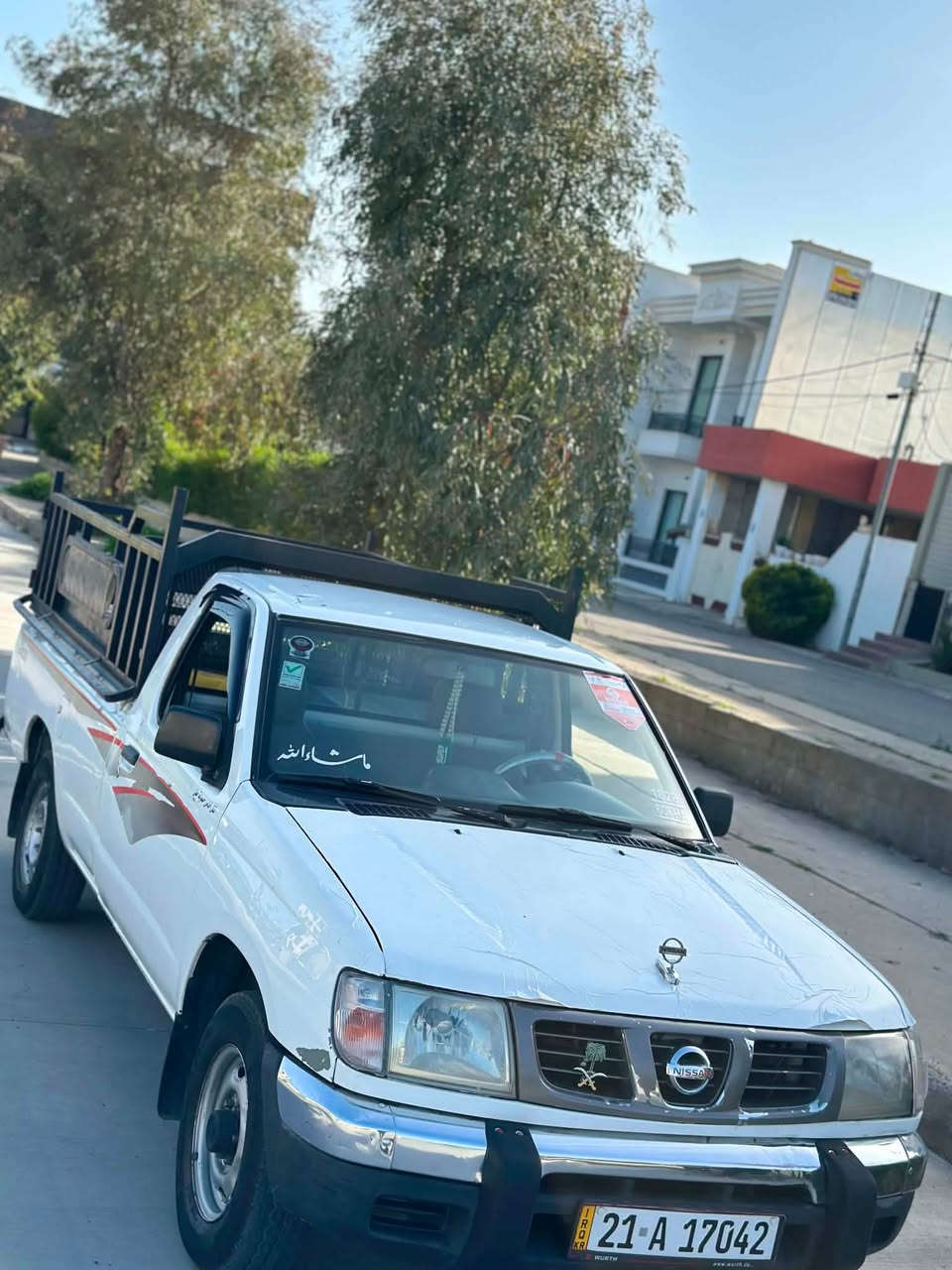 نیسان پیکاب مۆدێل ٢٠٠١ بێ بۆیـــاخ تەبریدو پاوەرو گێڕو مــەکینـە بـەشەرت ڕەقەم سلێمانی سەنەوی تا ٢٠٢٨تازەیە ٥ قولاپ سەیارەکە هــەتا بڵێی هەیکەلی جوان ماوەتەوە نرخ:٨٥ گەڵاو معامەلە. شوێن سلێمانی 
*********** السليمانية, العراق
