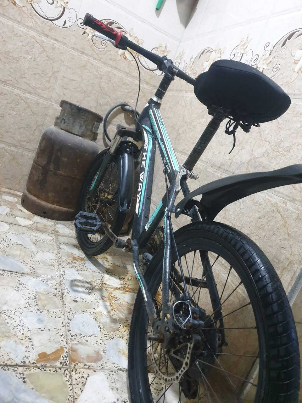 سلام عليكم بايسكل للبيع ياباني نضيف جاماملغات جدد بريكات جدد  تايرات جدد السعر 30 وبي مجال   ت ***********  يوجد وات ساب

